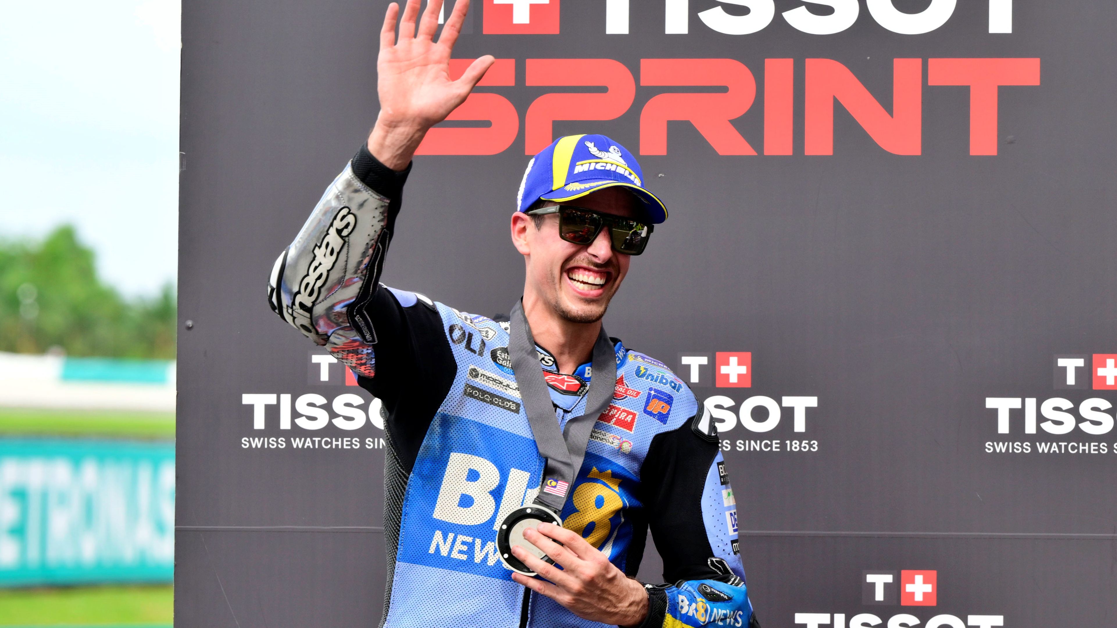 Alex Márquez festeja el podio Sprint en Malasia