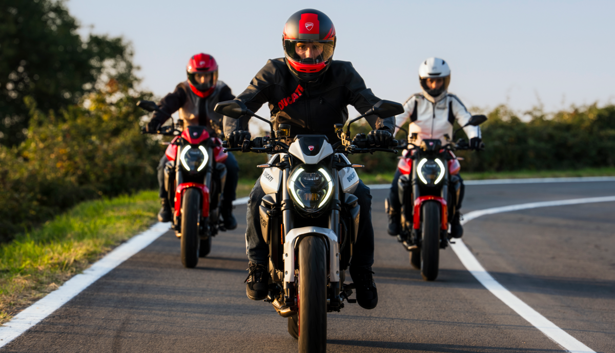 Ducati Monster 2026 Accion (6) Ducati Monster 2026 Accion (6)