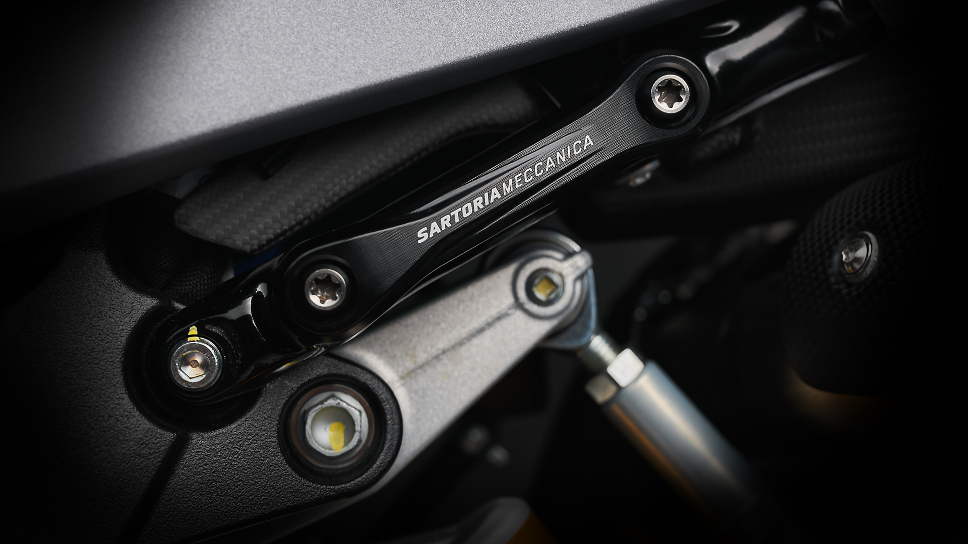 MV Agusta Superveloce 1000 RS  Sartoria Meccanica Detalles (3)