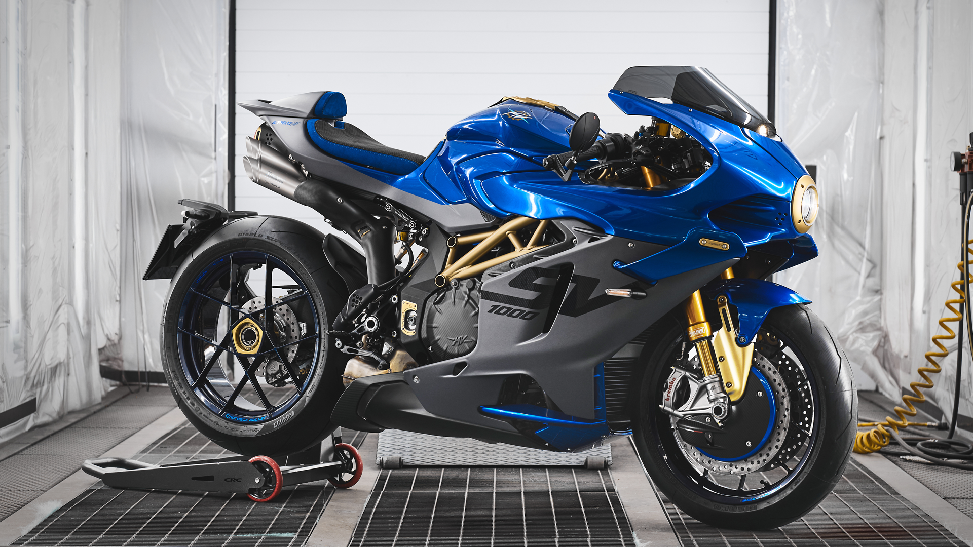 MV Agusta Superveloce 1000 RS  Sartoria Meccanica Estudio (5) MV Agusta Superveloce 1000 RS  Sartoria Meccanica Estudio (5)