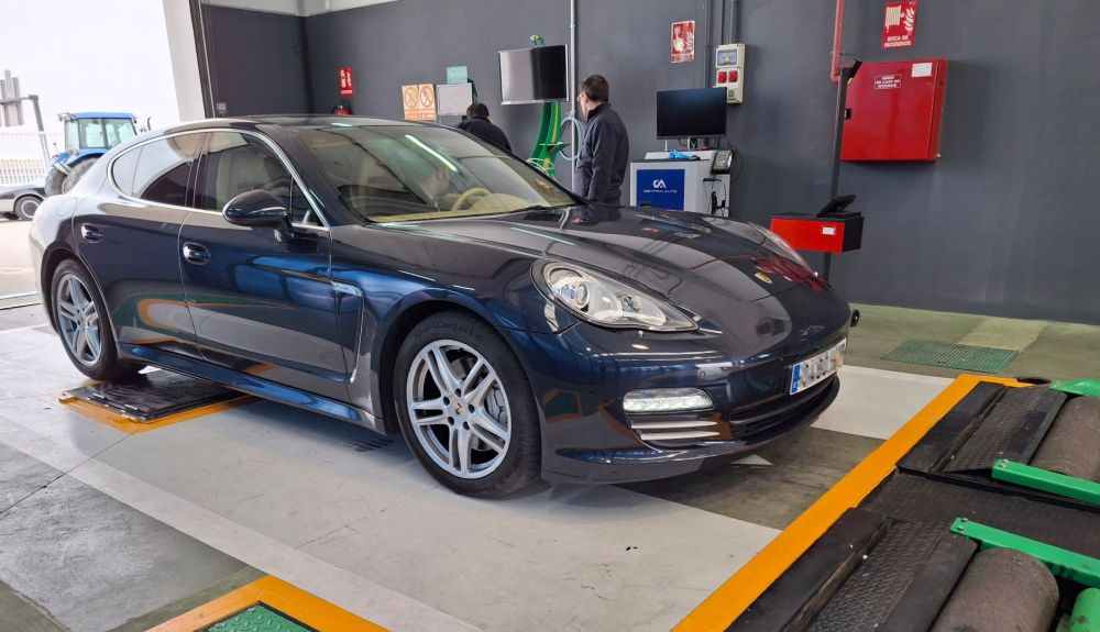 Preocupación en la ITV: este defecto grave o muy grave es cada vez más común en los coches