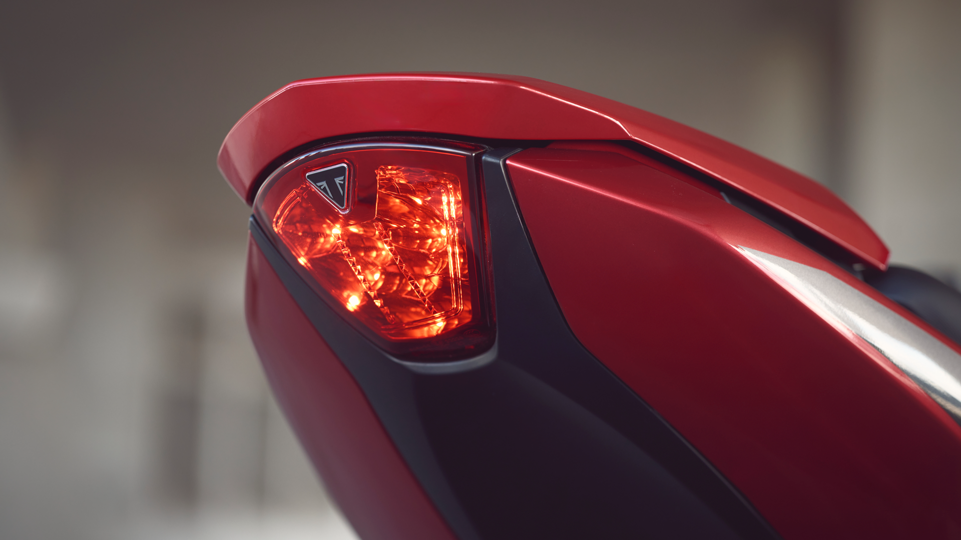 Triumph Trident 800 2026 Detalles (1)