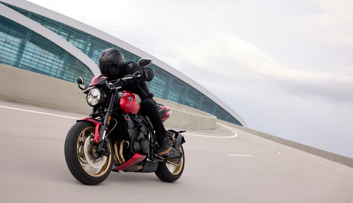 Triumph Trident 800 2026 Accion (1) Triumph Trident 800 2026 Accion (1)