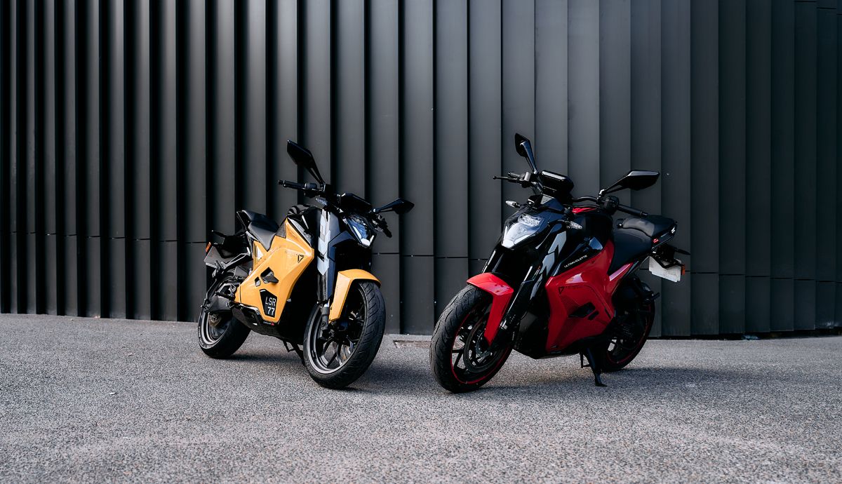 Ultraviolette F77 estatica (6)