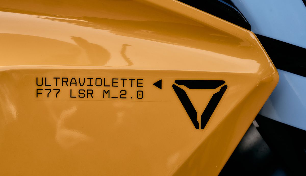 Ultraviolette F77 detalles (9)