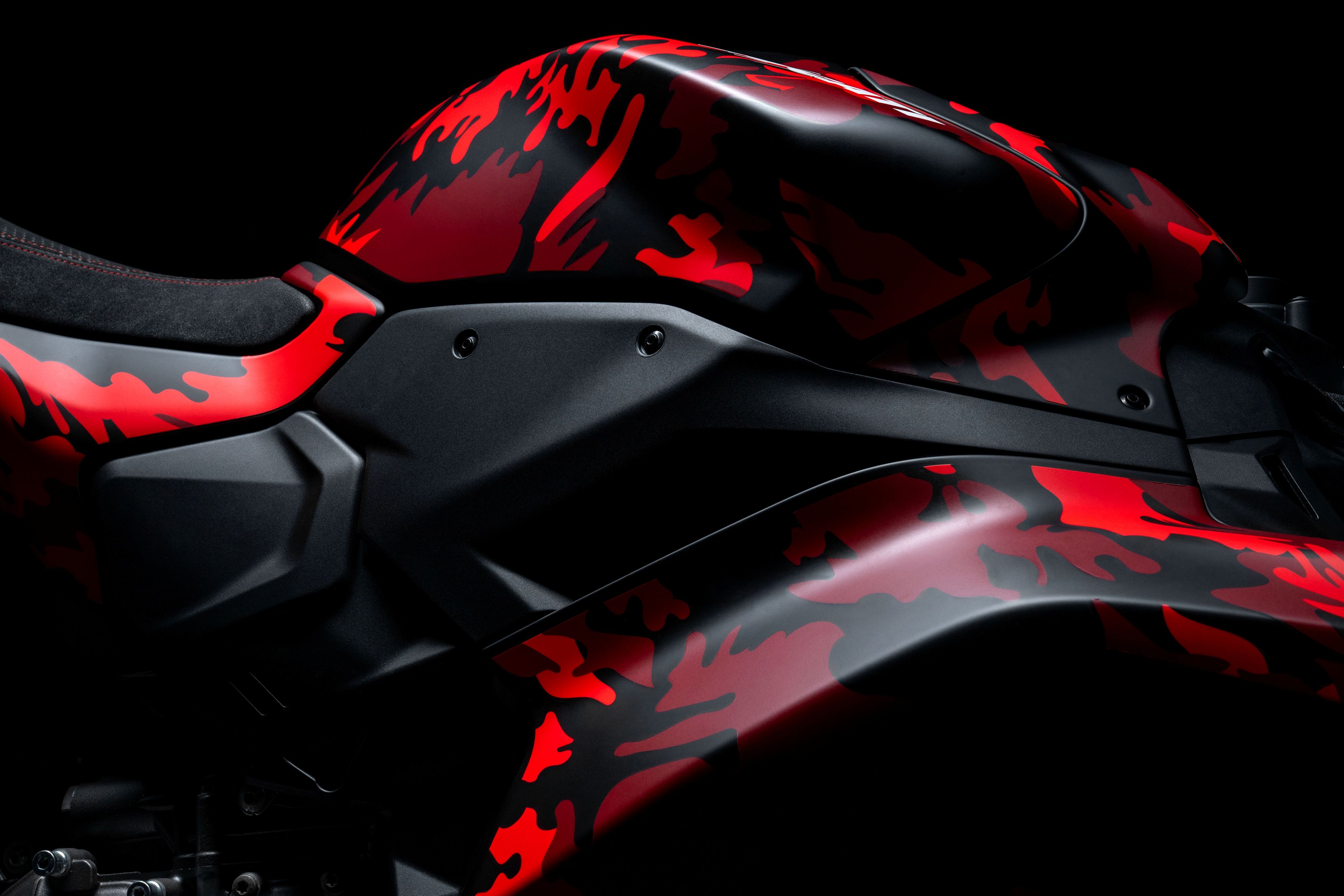 Ducati Panigale V2 MM93 FB63 06