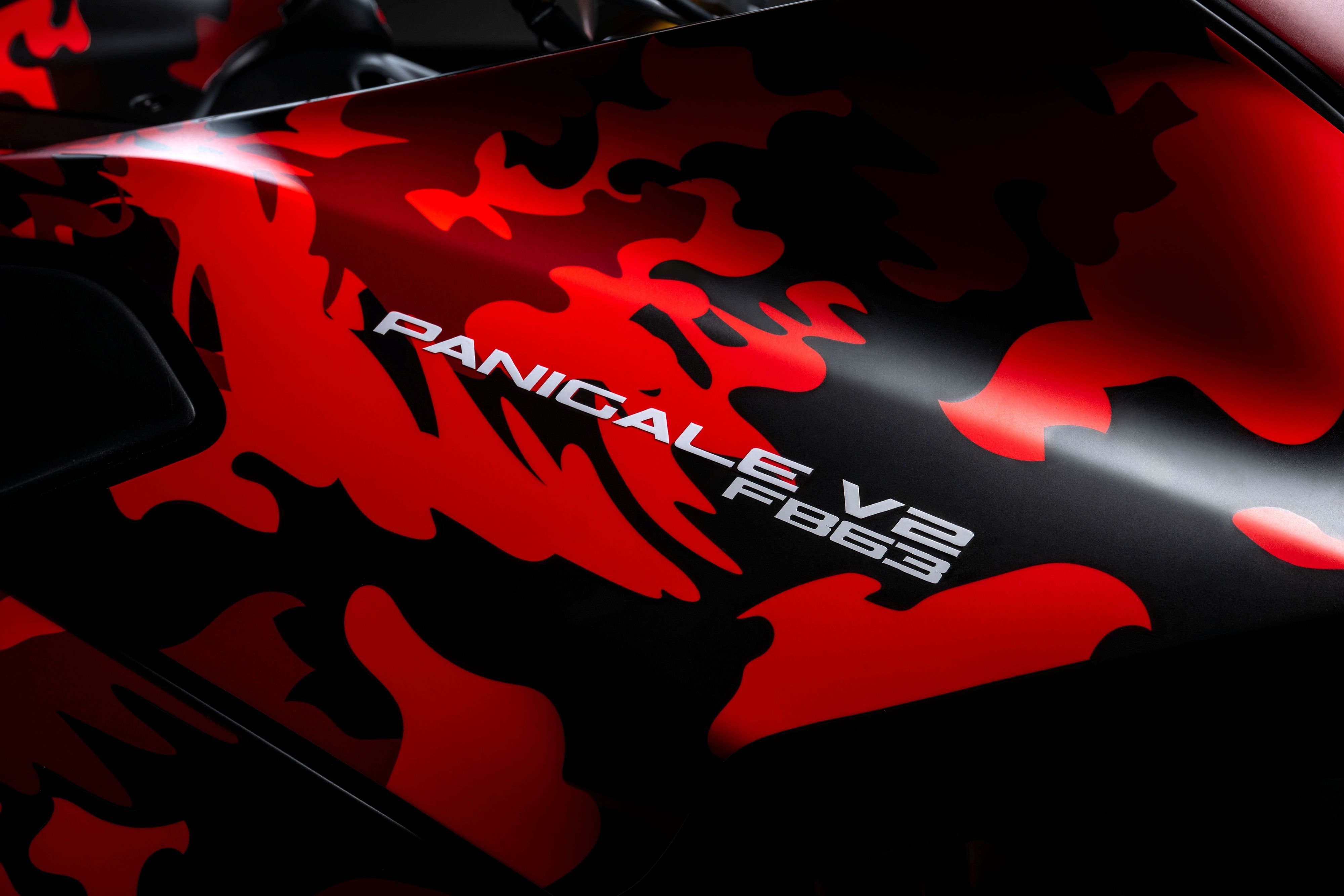 Ducati Panigale V2 MM93 FB63 07