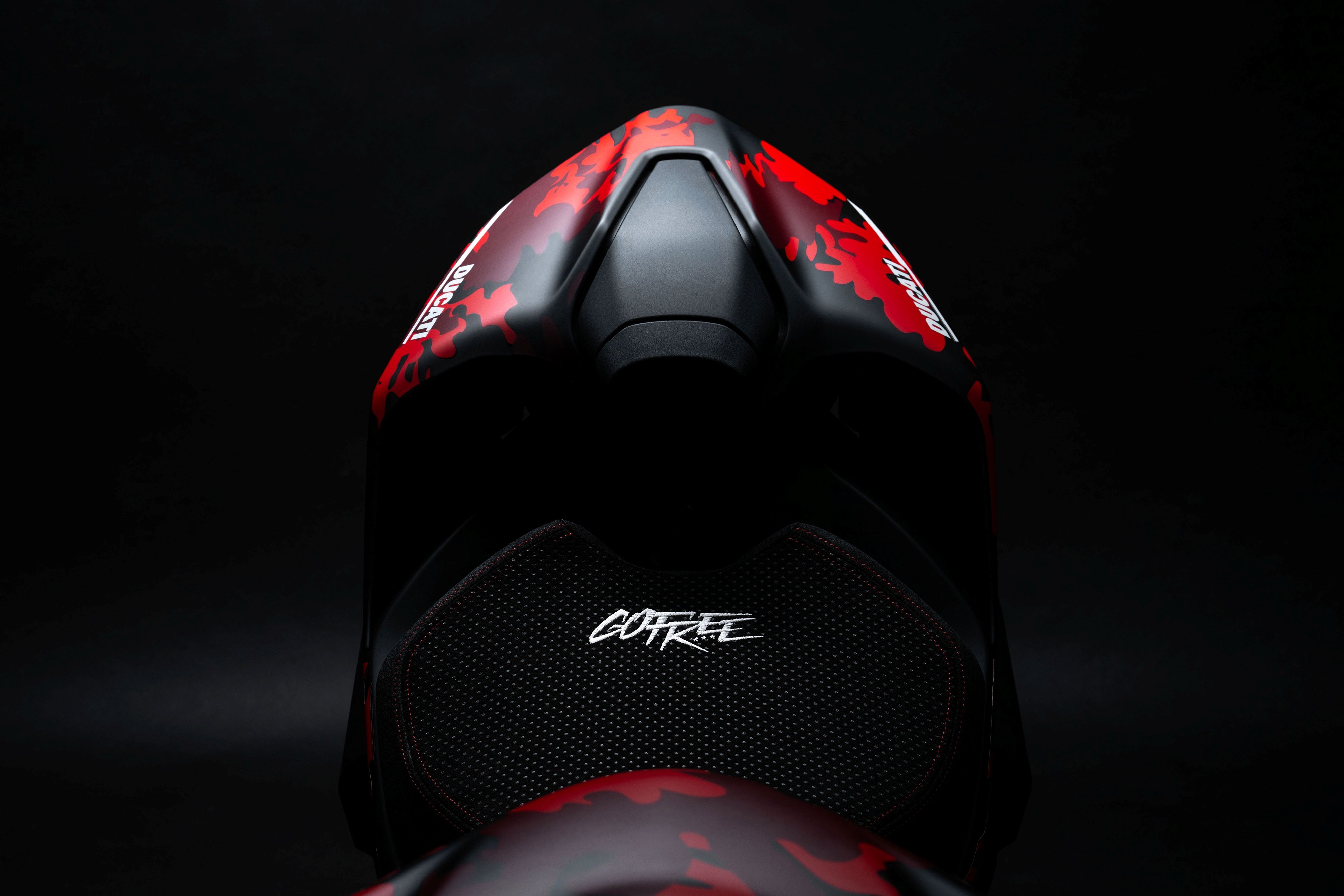 Ducati Panigale V2 MM93 FB63 15