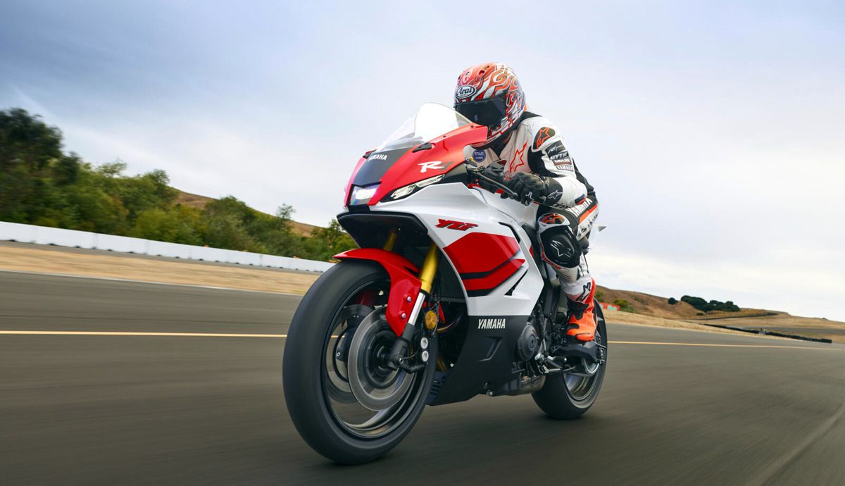 Yamaha R7 2026
