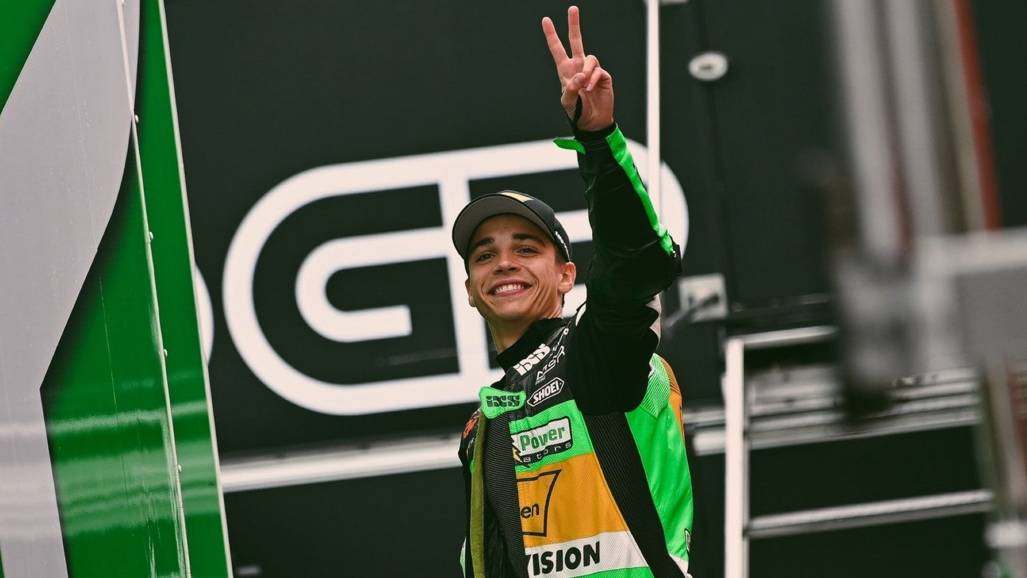 Noah Dettwiler viajará mañana a Suiza tras seguir mejorando rápidamente