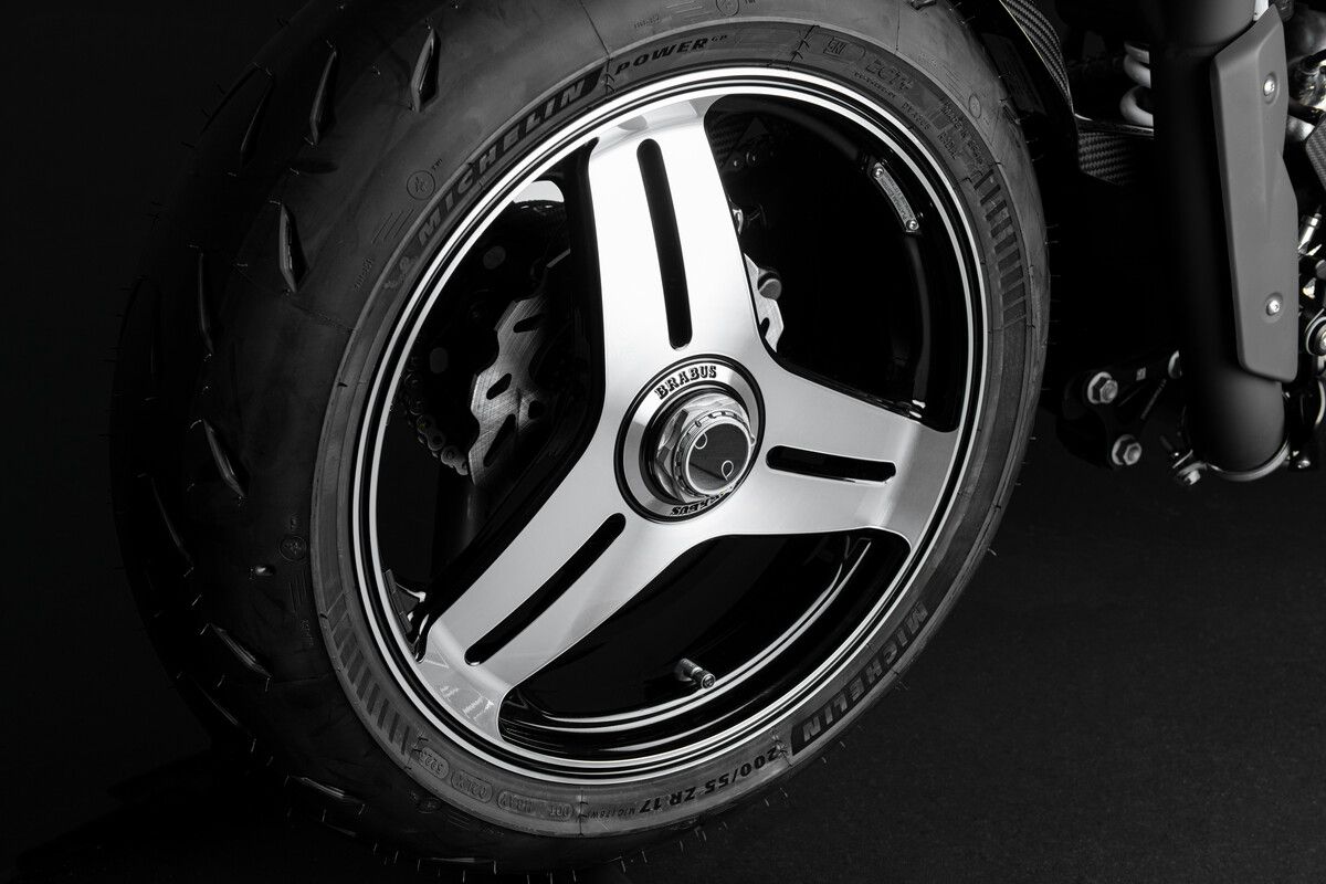 Brabus 1400 R Signature Edition detalles (1)