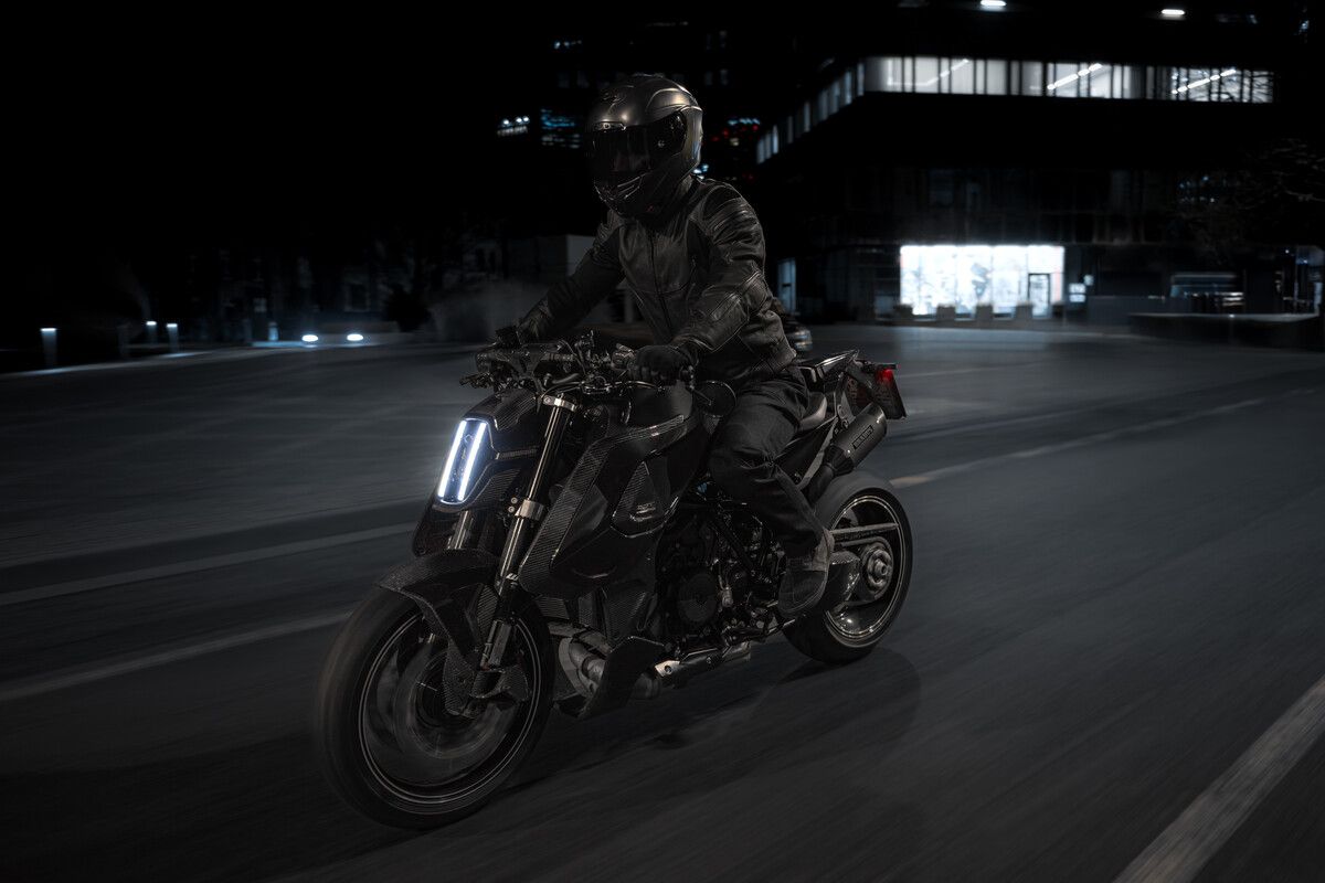 Brabus 1400 R Signature Edition accion (9)