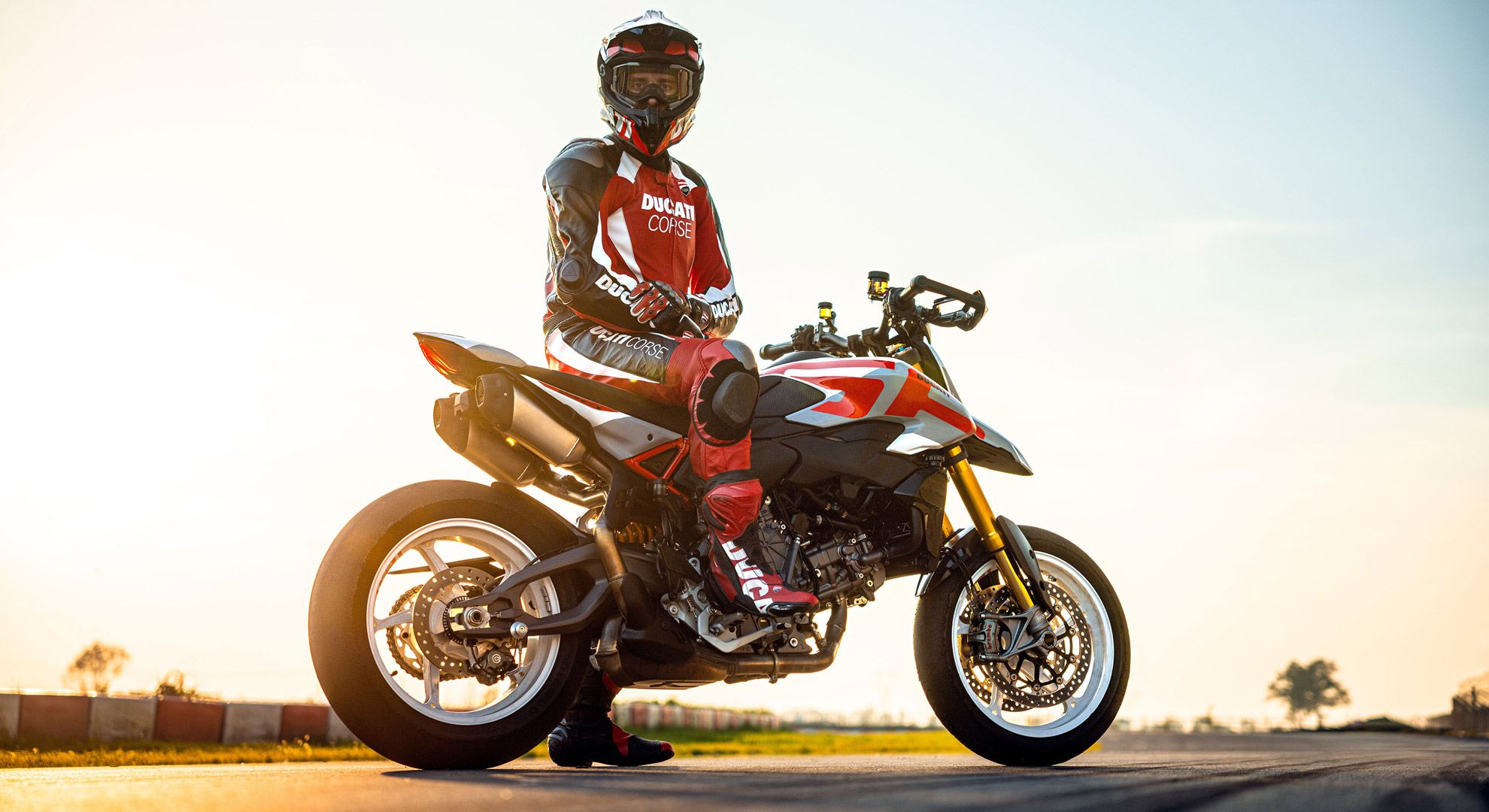 Ducati Hypermotard V2 SP 2026