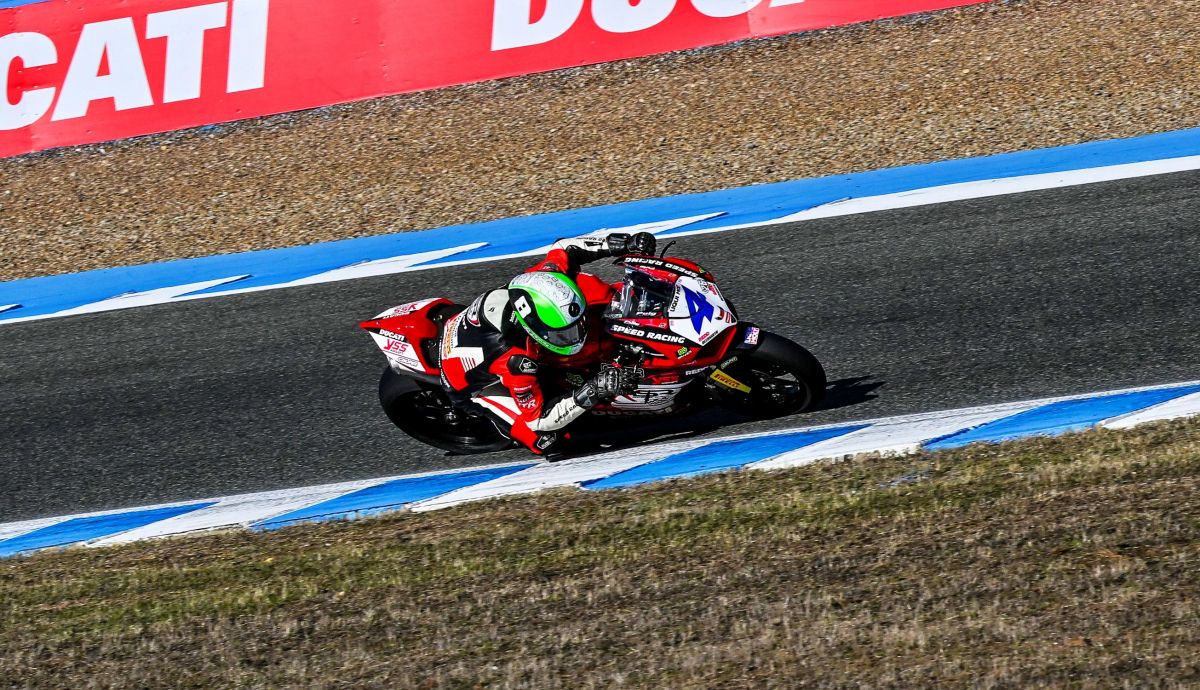 Marco Tapia encarriló el título con una victoria