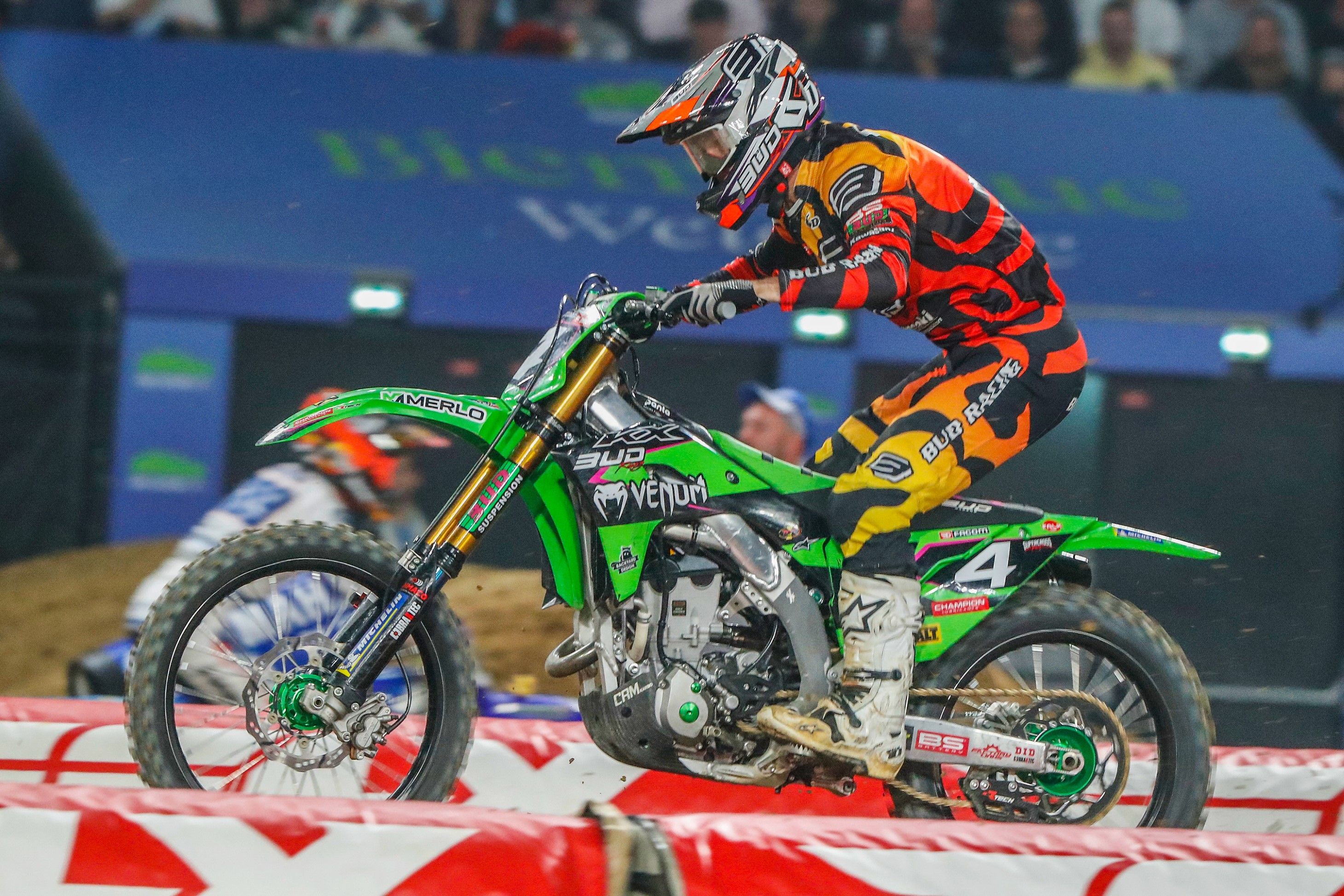 CLOUT SX PARIS PH 0796 (Grande)