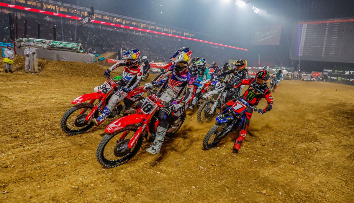 SX1 SX PARIS PH 9928 (Grande)