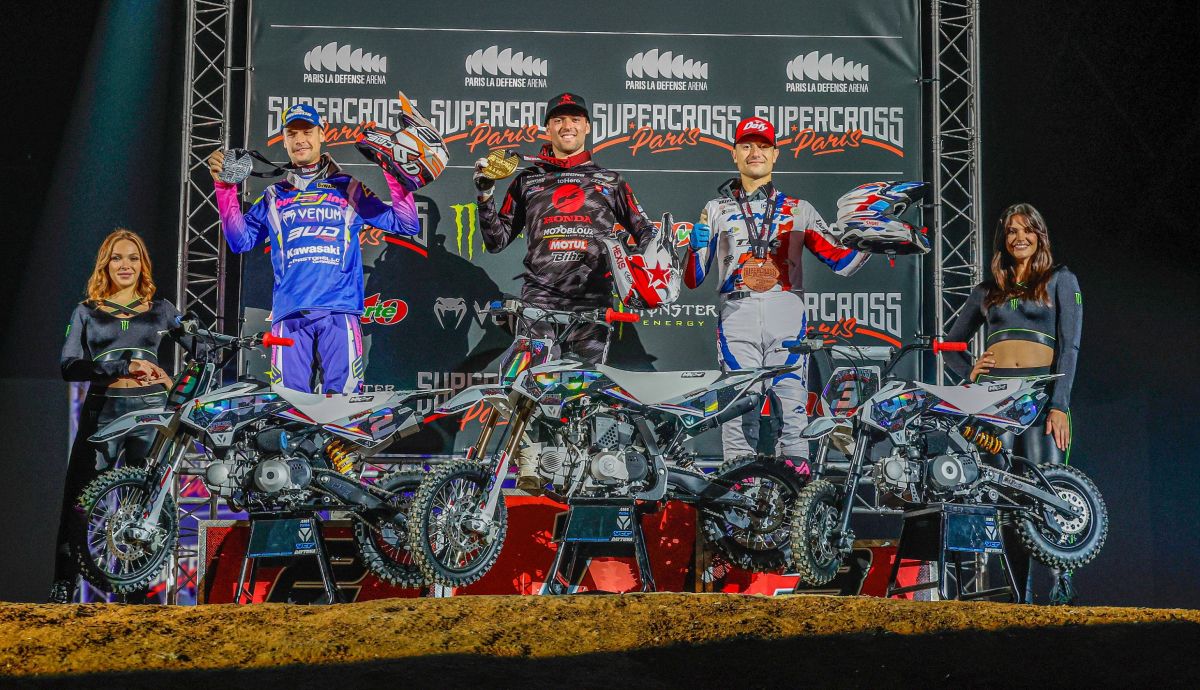 PODIUM SX2 SX PARIS PH 0182 (Grande)