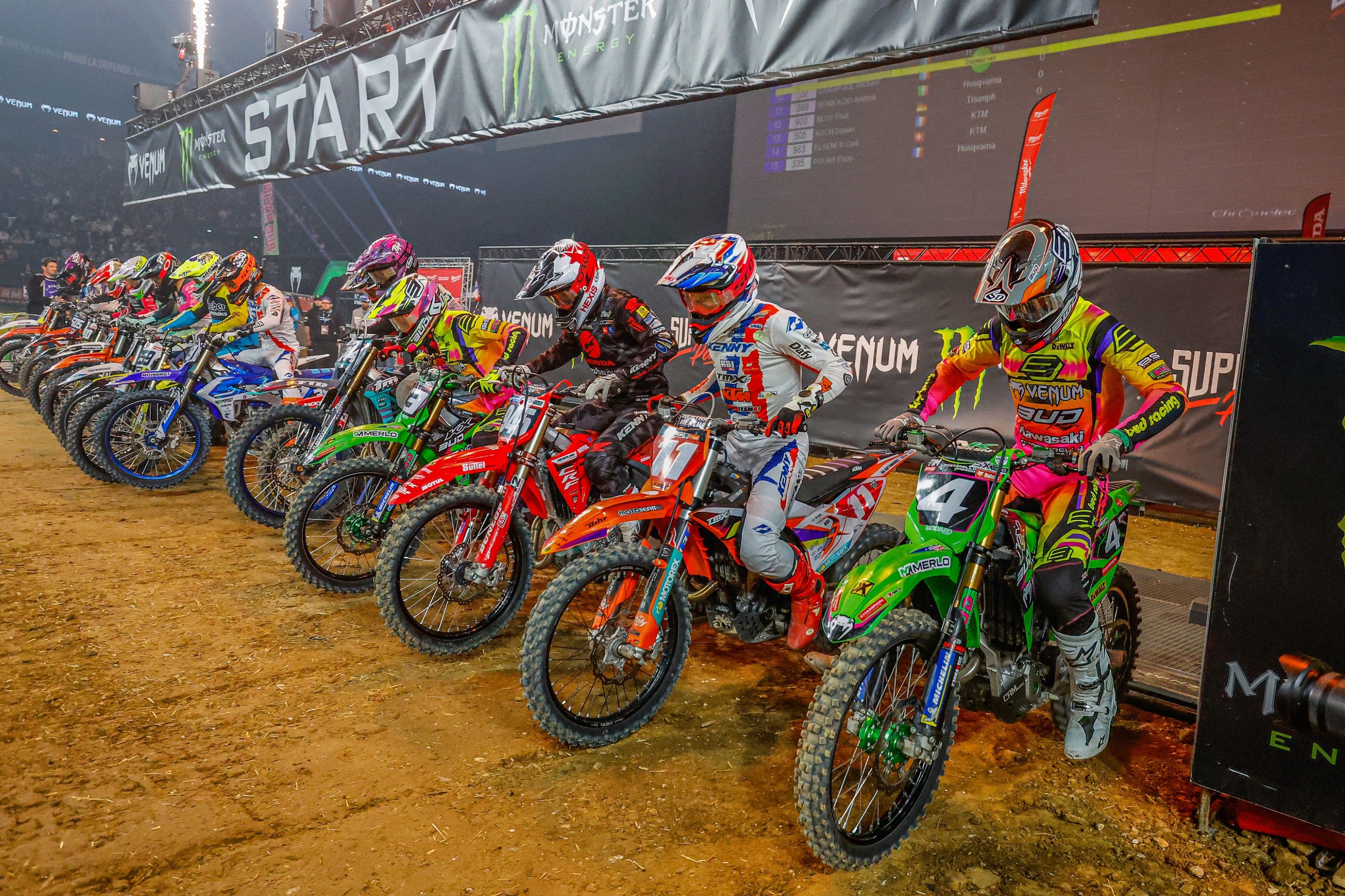 SX2 SX PARIS PH 9895 (Grande)