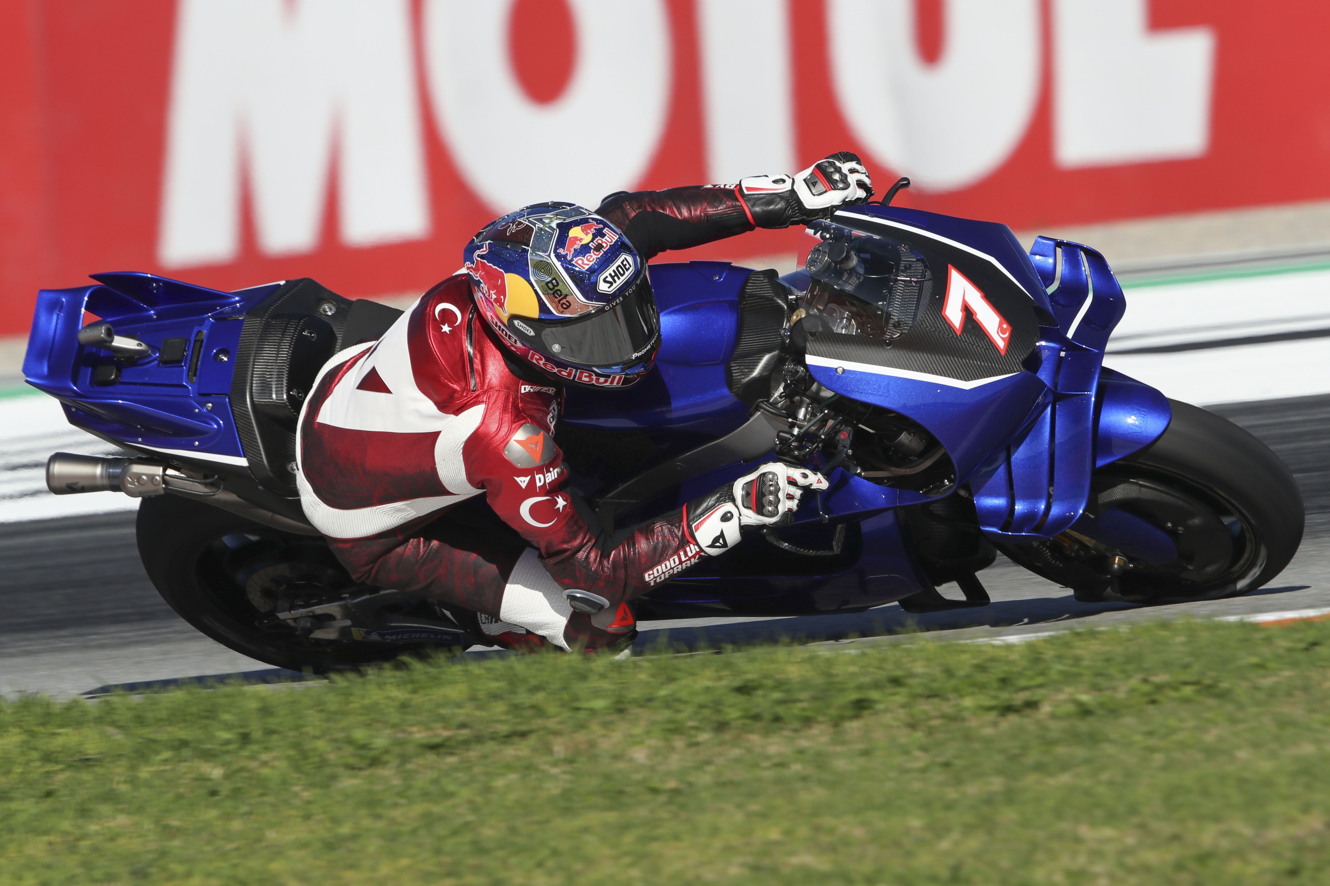 Toprak Razgatlioglu 4, test Valencia MotoGP 2026