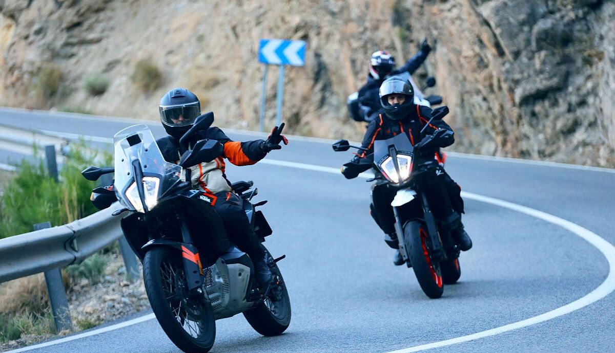 KTM arrasa en Granada: la X Reunión reúne a más de 250 apasionados de la marca