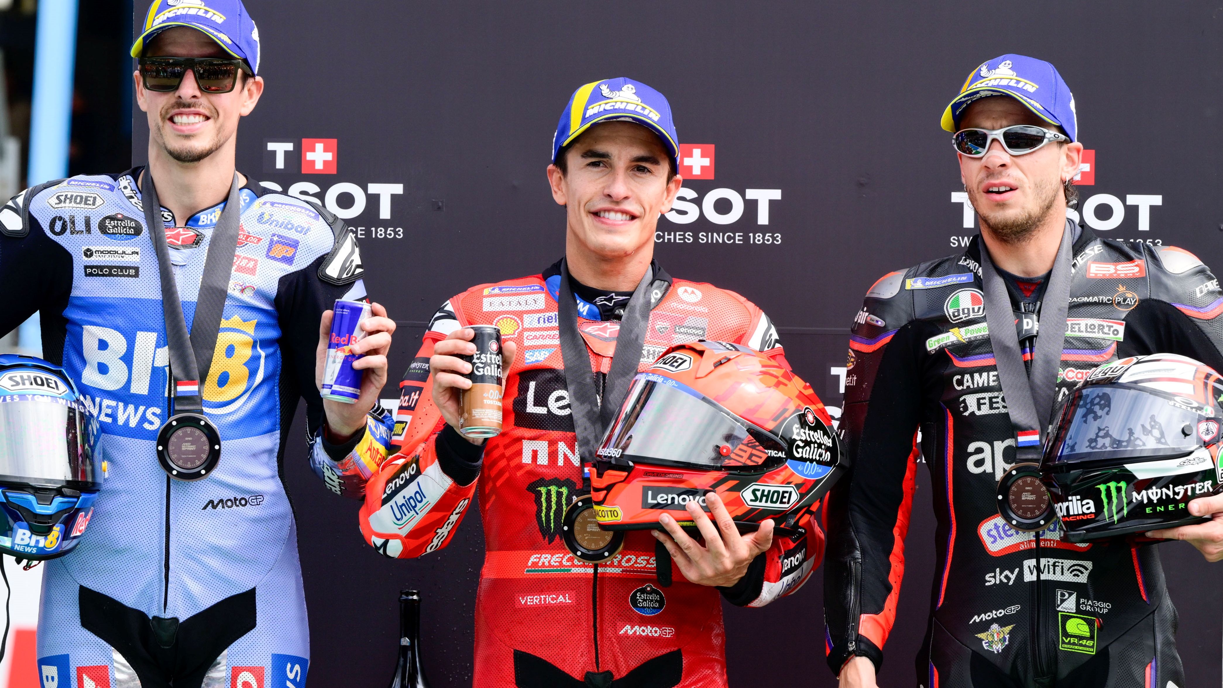 Marc Márquez, Álex Márquez y Marco Bezzecchi, el podio final de MotoGP 2025