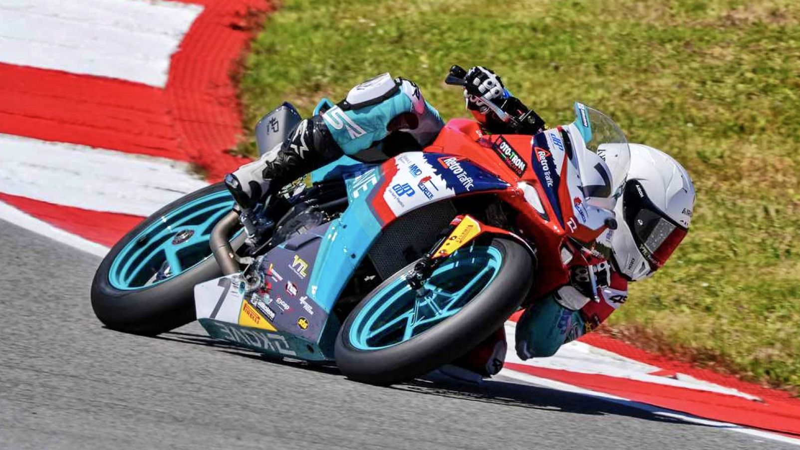 Beñat Fernández ha logradó con Kove el último título mundial de Supersport 300