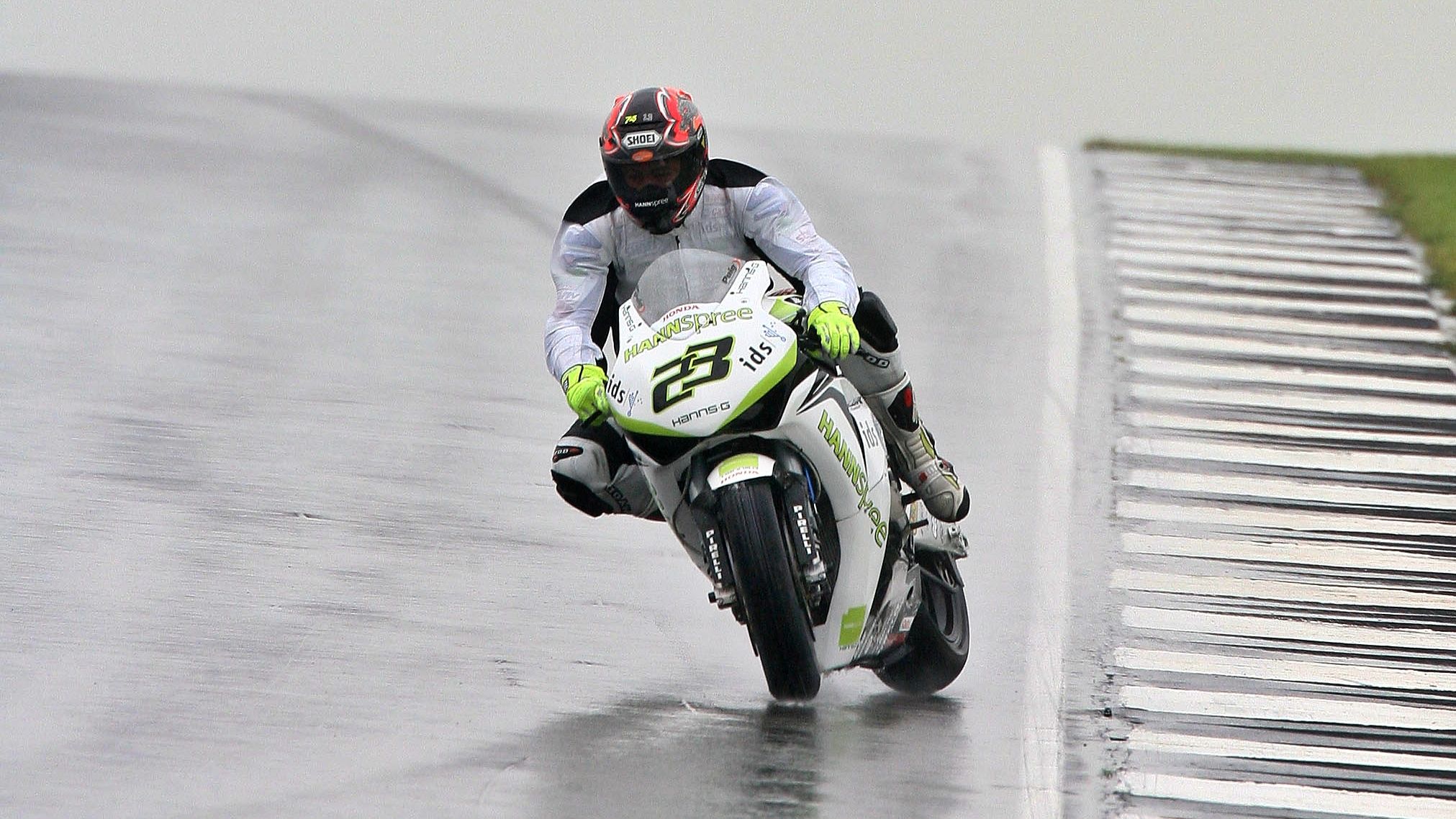 Ryuichi Kiyonari en Donignton 2008