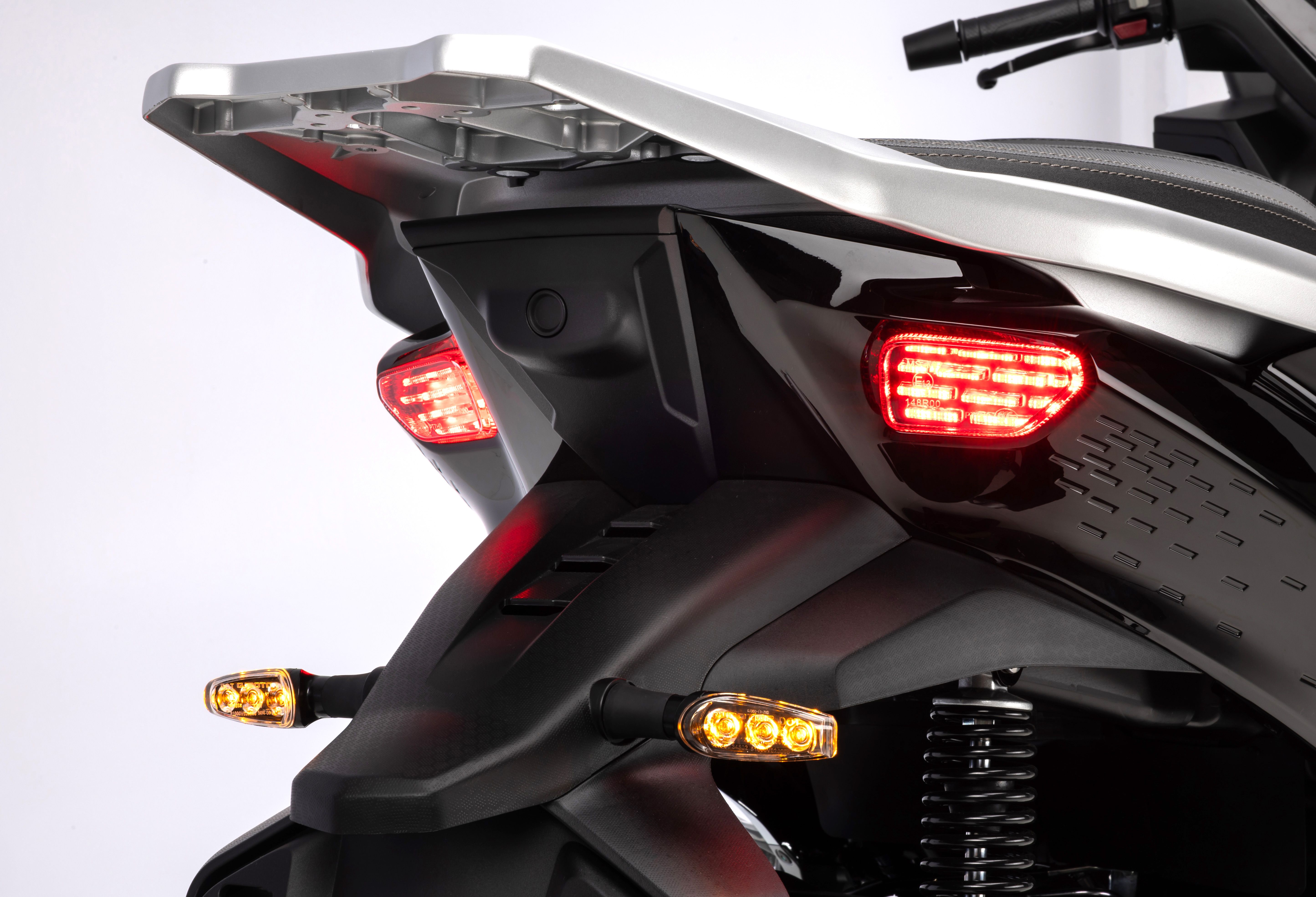 QJ Motor fort 125N detalle (4)