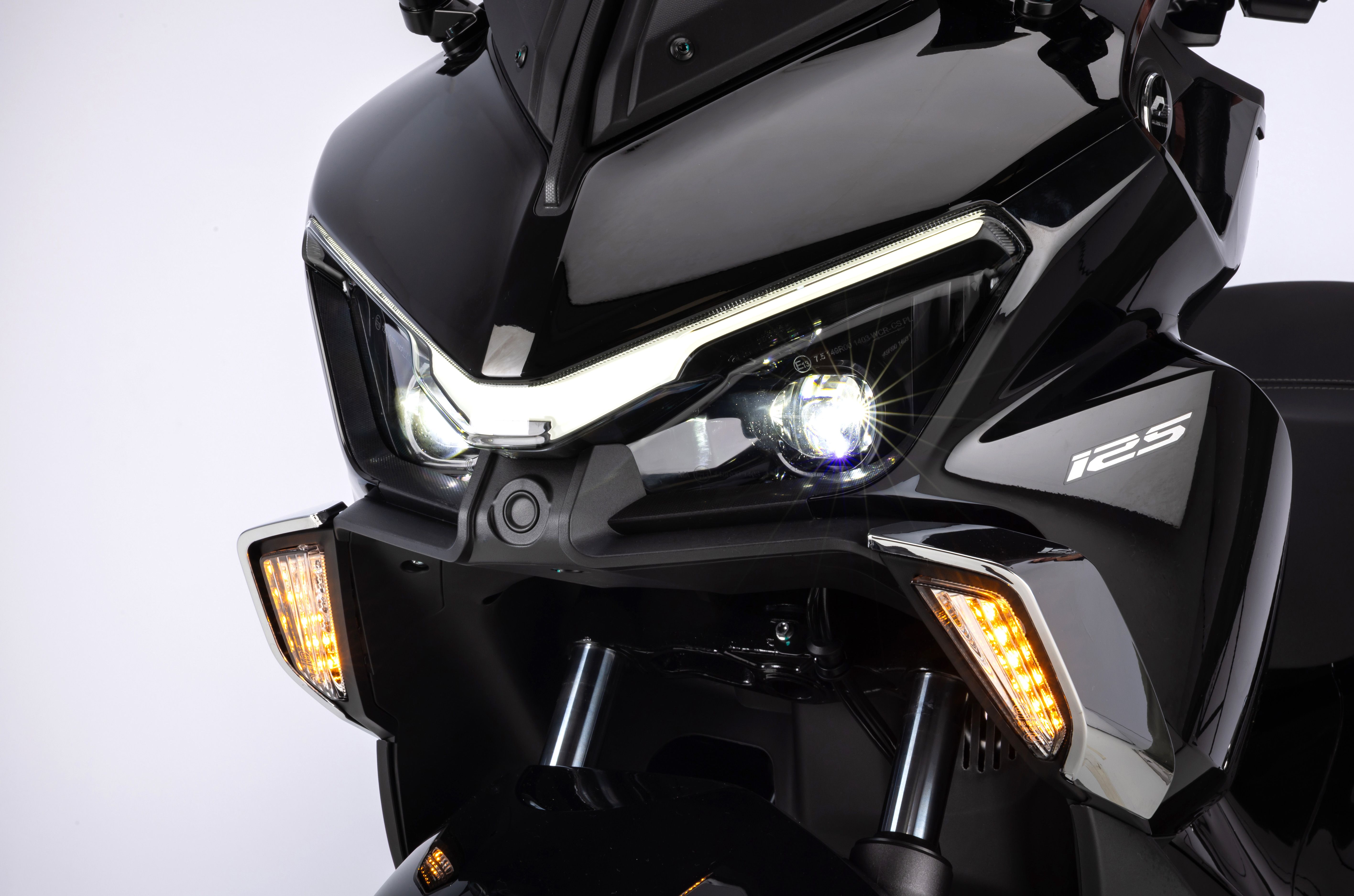 QJ Motor fort 125N detalle (8)