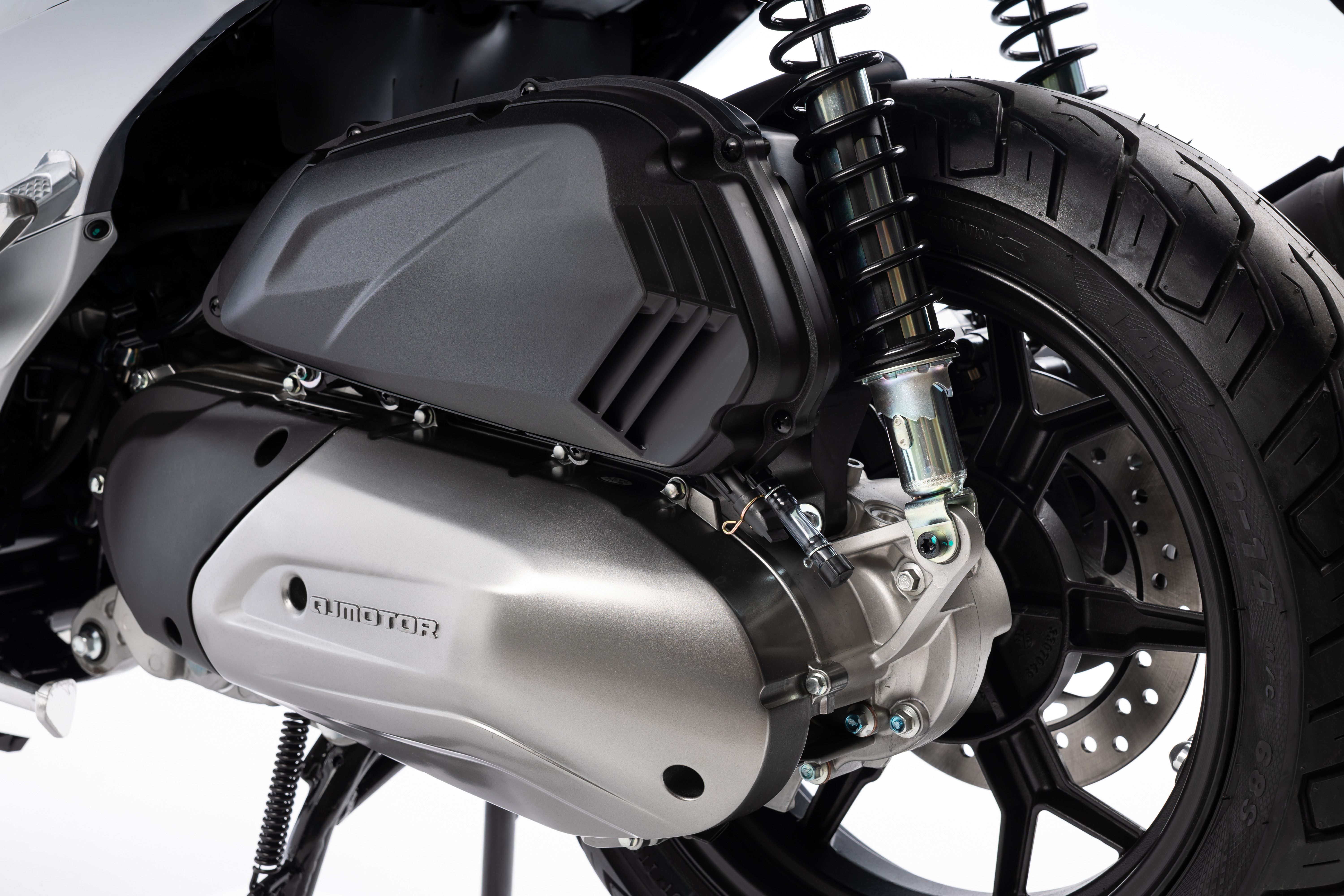 QJ Motor fort 125N detalle (13)