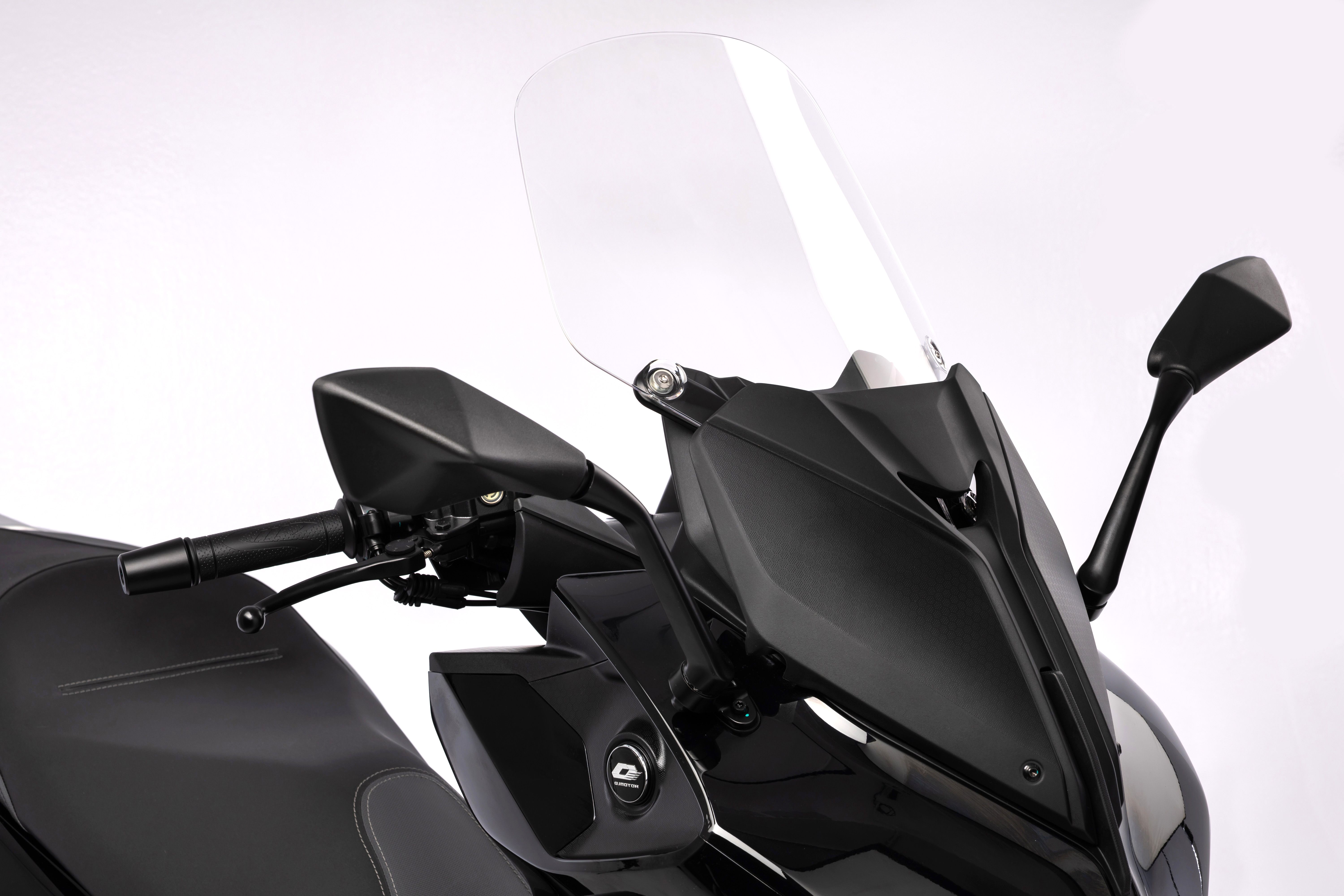 QJ Motor fort 125N detalle (17)