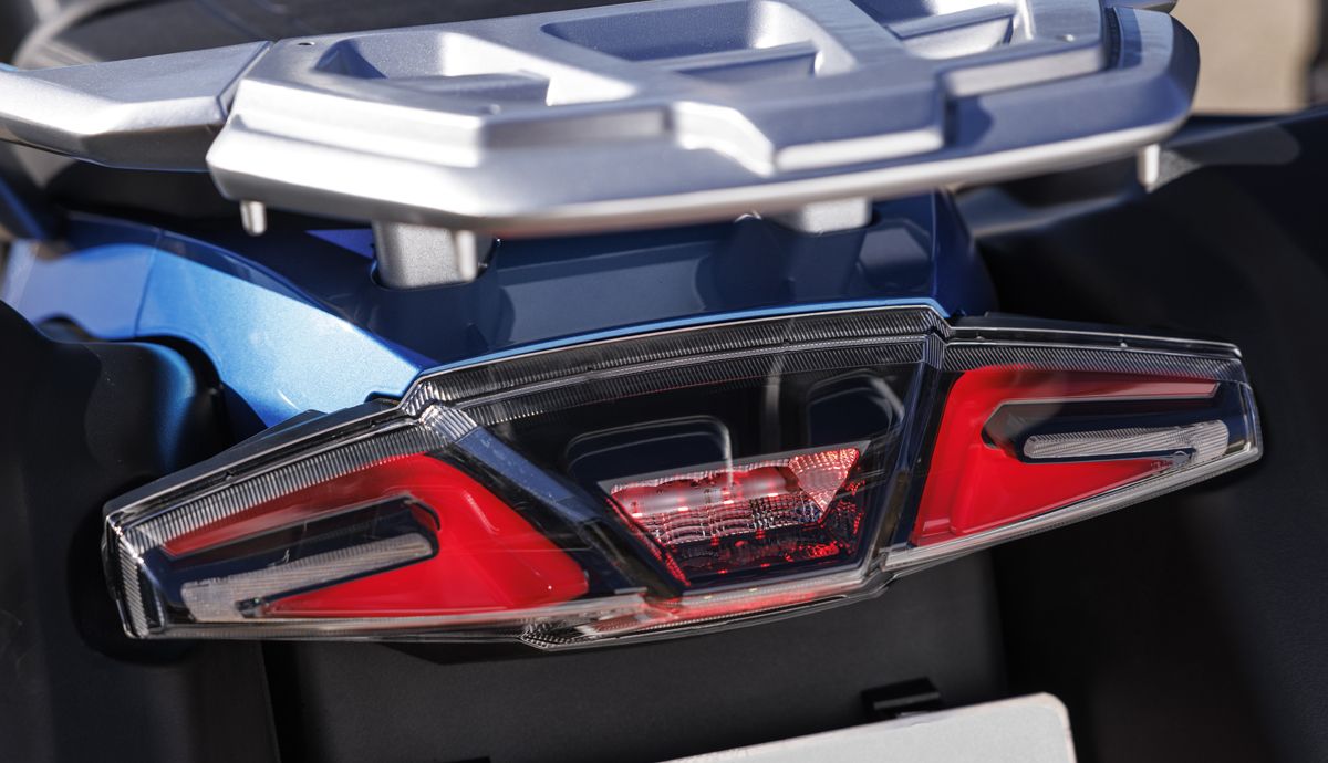 vMITT GT K 2025 Detalles (7)