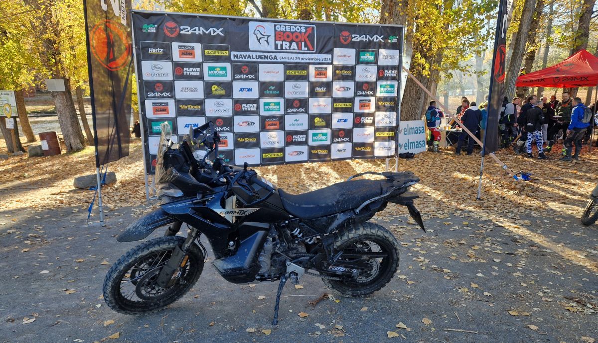 CFMoto 800 MT-X: una trail media que pone los pelos de punta