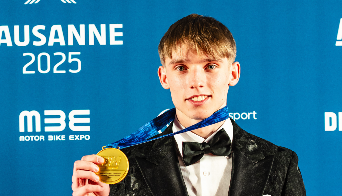 Nazar Parnitskyi (3)