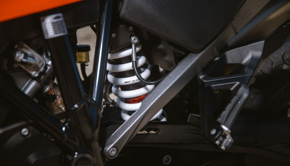 MY26 KTM1390SADVSEVO Preshooting 28 (Grande)