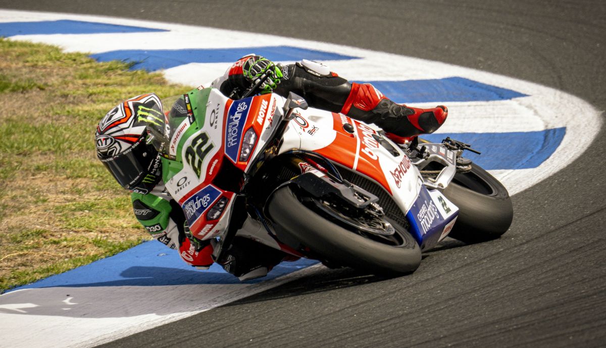 Alex Lowes ha llevado a Bimota al podio en este 2025