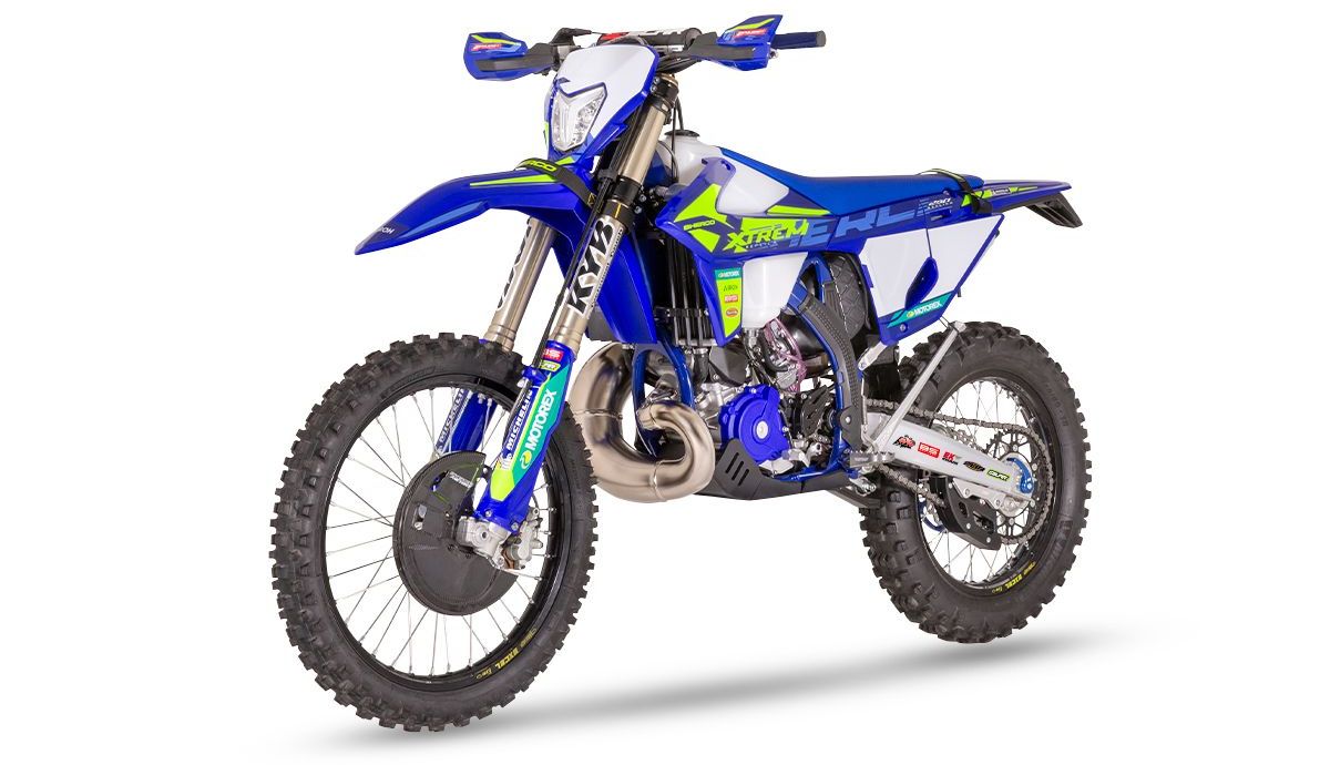 4 SHERCO 250 SE XTREM 1200x800