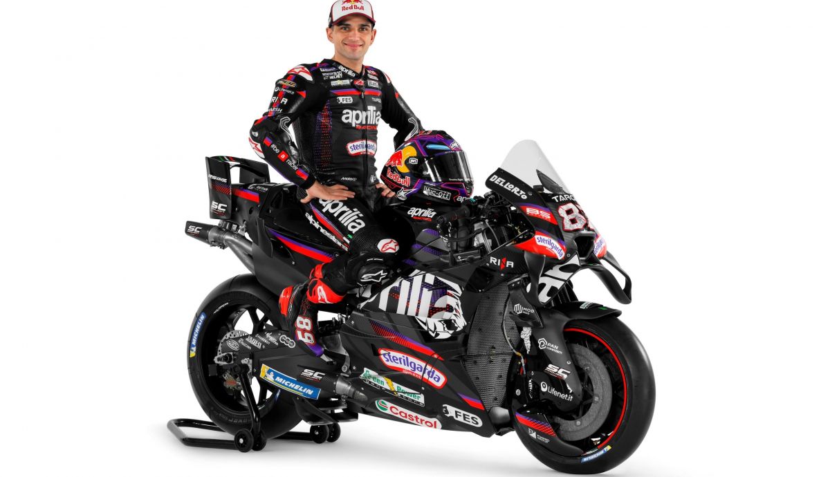 Aprilia RS GP26 Racing MotoGP 2026 Marco Bezzecchi Jorge Martín 04
