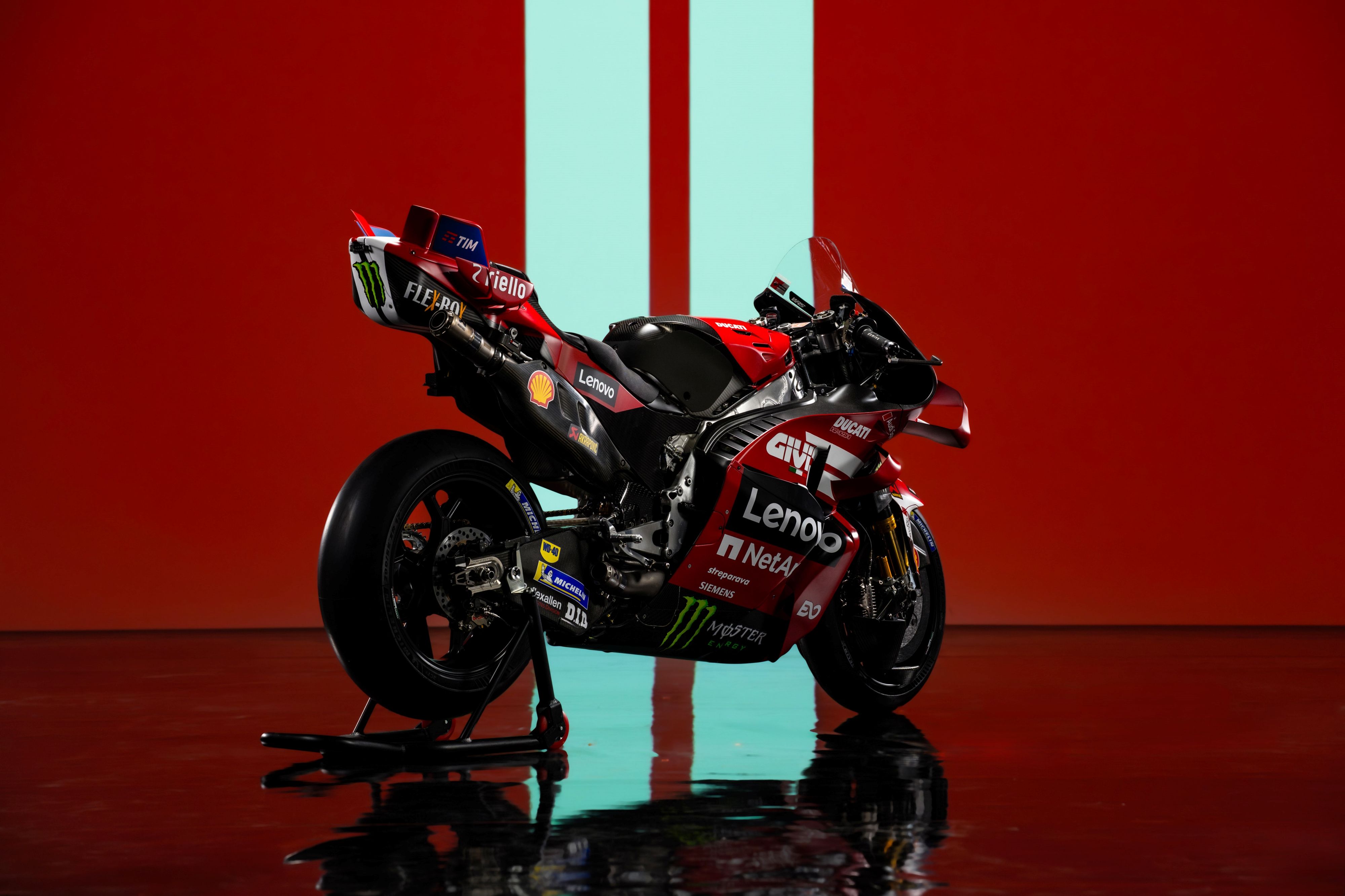 Ducati Desmosedici GP26 Lenovo MotoGP 2026 Marc Márquez Pecco Bagnaia 41