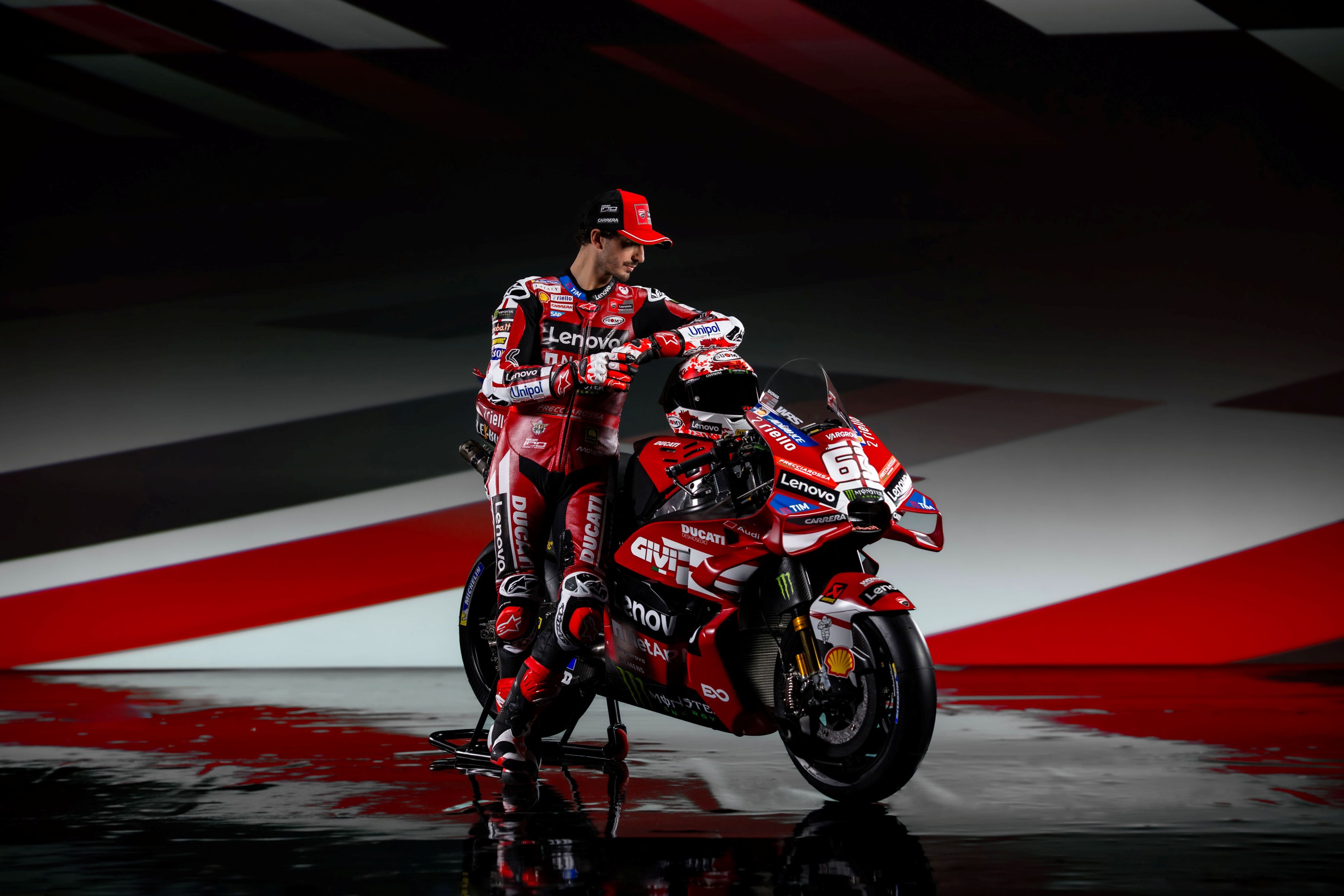 Ducati Desmosedici GP26 Lenovo MotoGP 2026 Marc Márquez Pecco Bagnaia 66