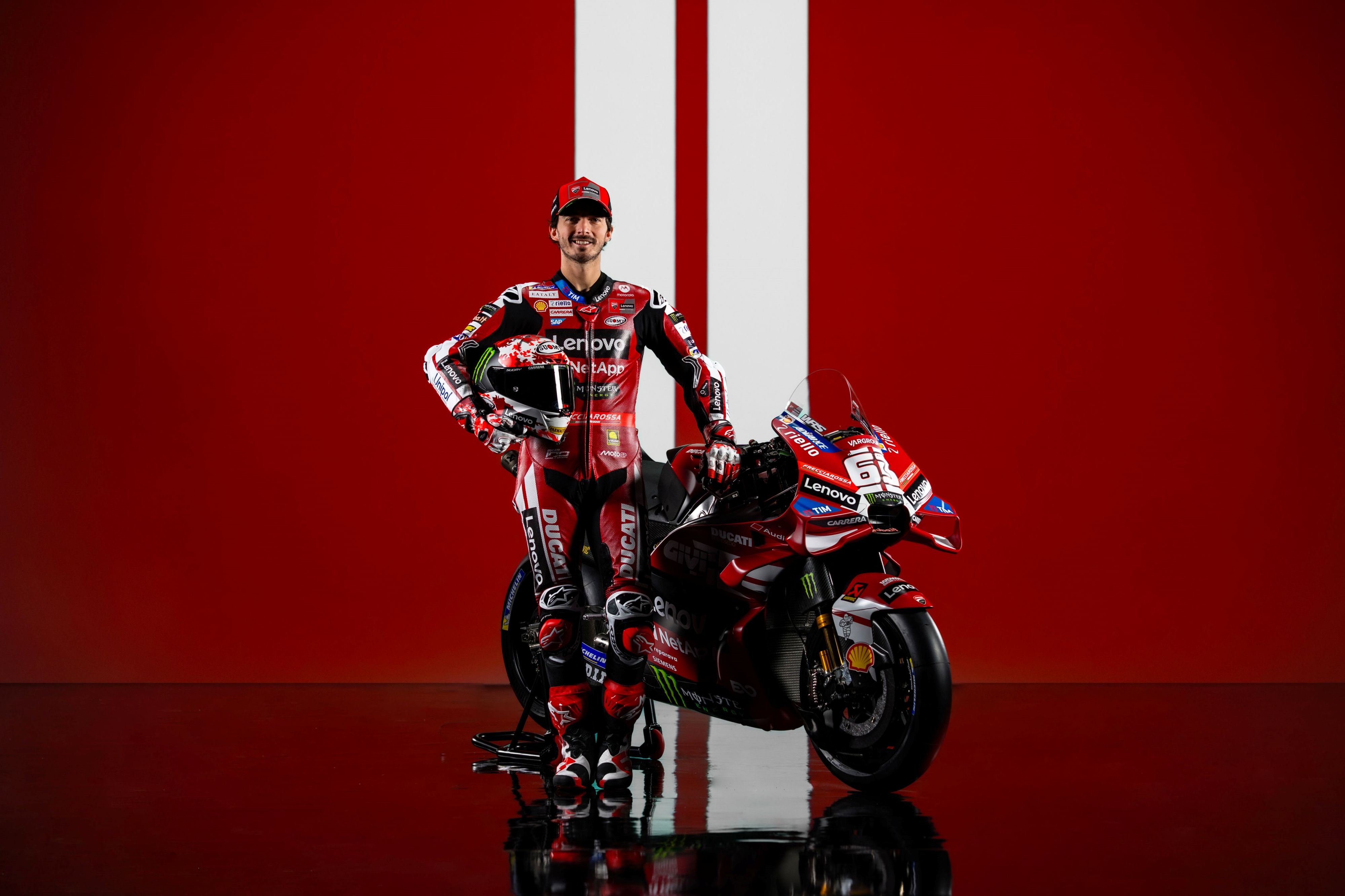 Ducati Desmosedici GP26 Lenovo MotoGP 2026 Marc Márquez Pecco Bagnaia 67