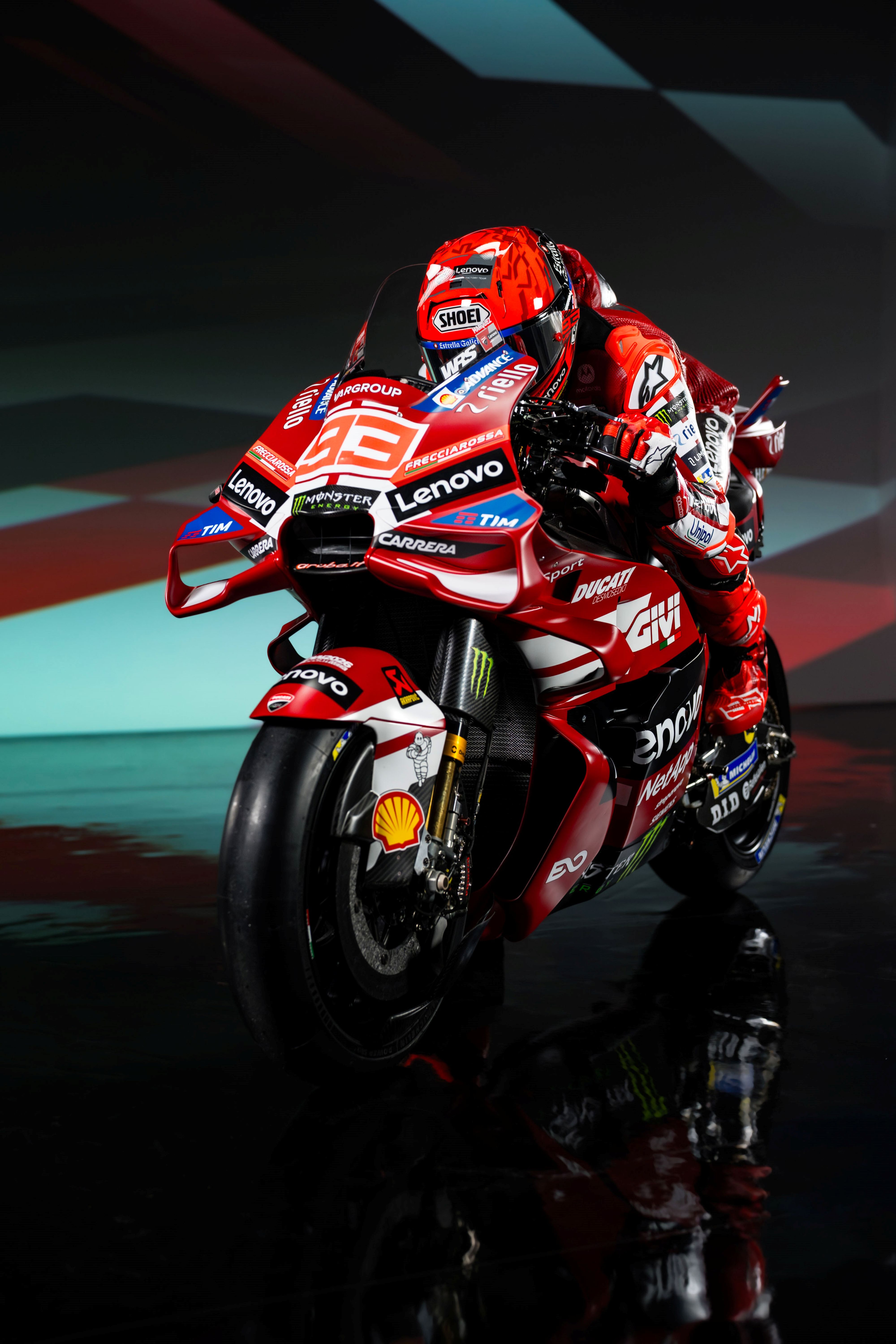 Ducati Desmosedici GP26 Lenovo MotoGP 2026 Marc Márquez Pecco Bagnaia 82