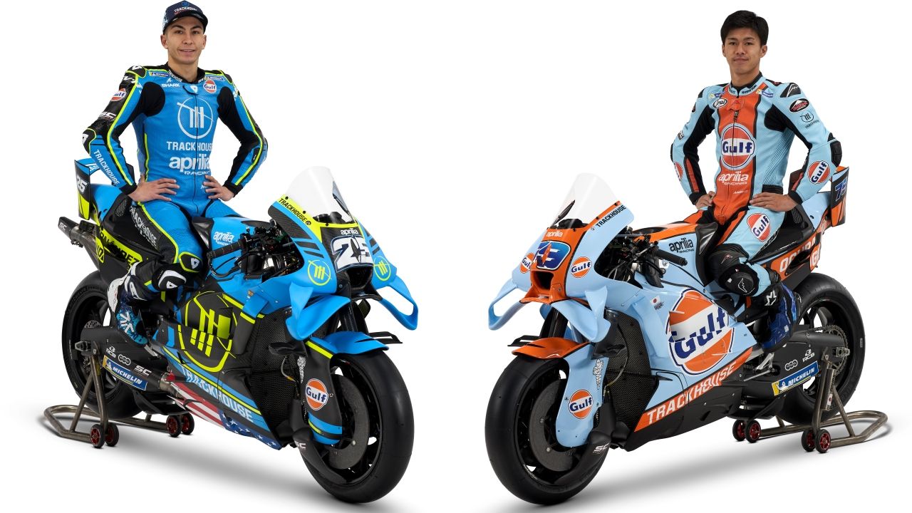 Raúl Fernández y Ai Ogura sobre las Aprilia RS GP26 del Trackhouse Racing para MotoGP 2026