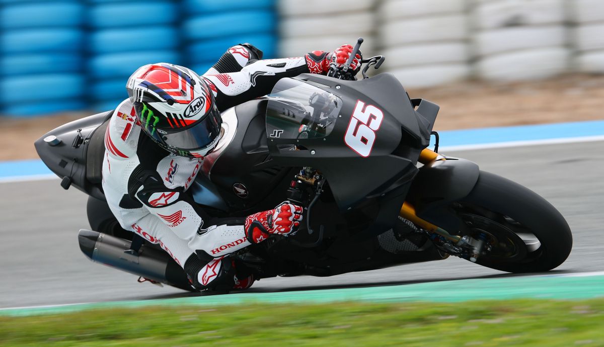 Jonathan Rea estrenó su condición de probador de Honda HRC