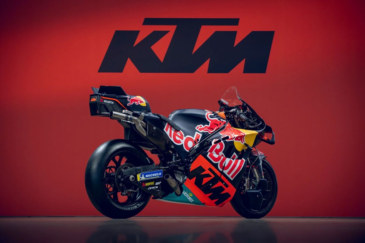 KTM RC16 Red Bull Factory Racing MotoGP 2026 Pedro Acosta Brad Binder 01