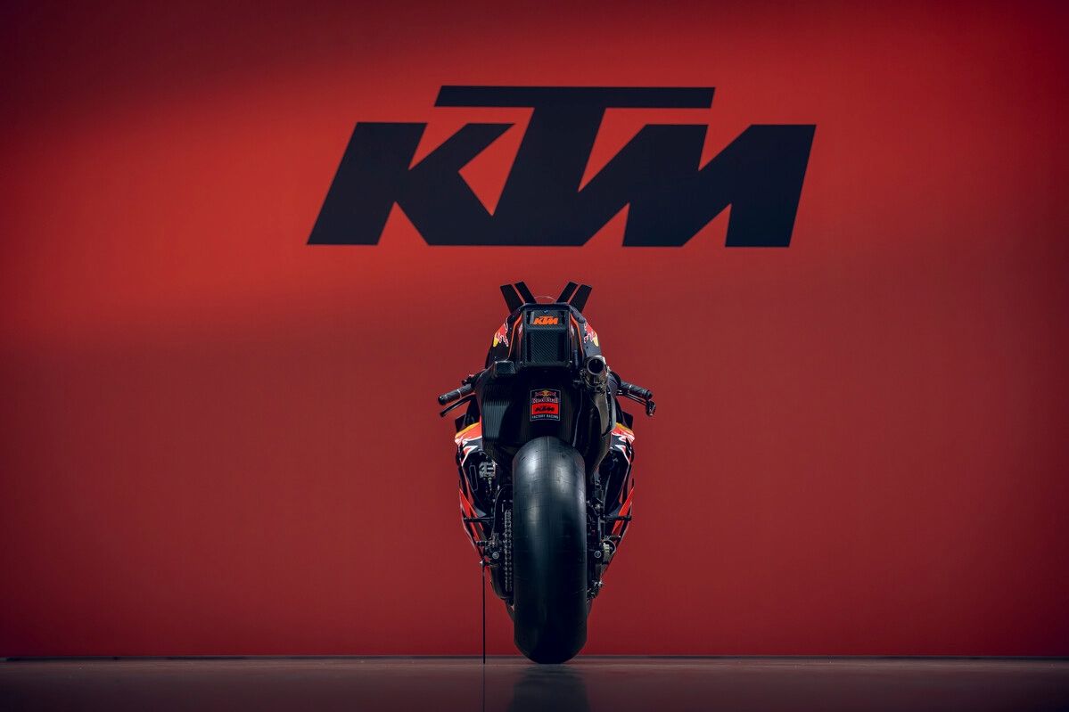 KTM RC16 Red Bull Factory Racing MotoGP 2026 Pedro Acosta Brad Binder 02