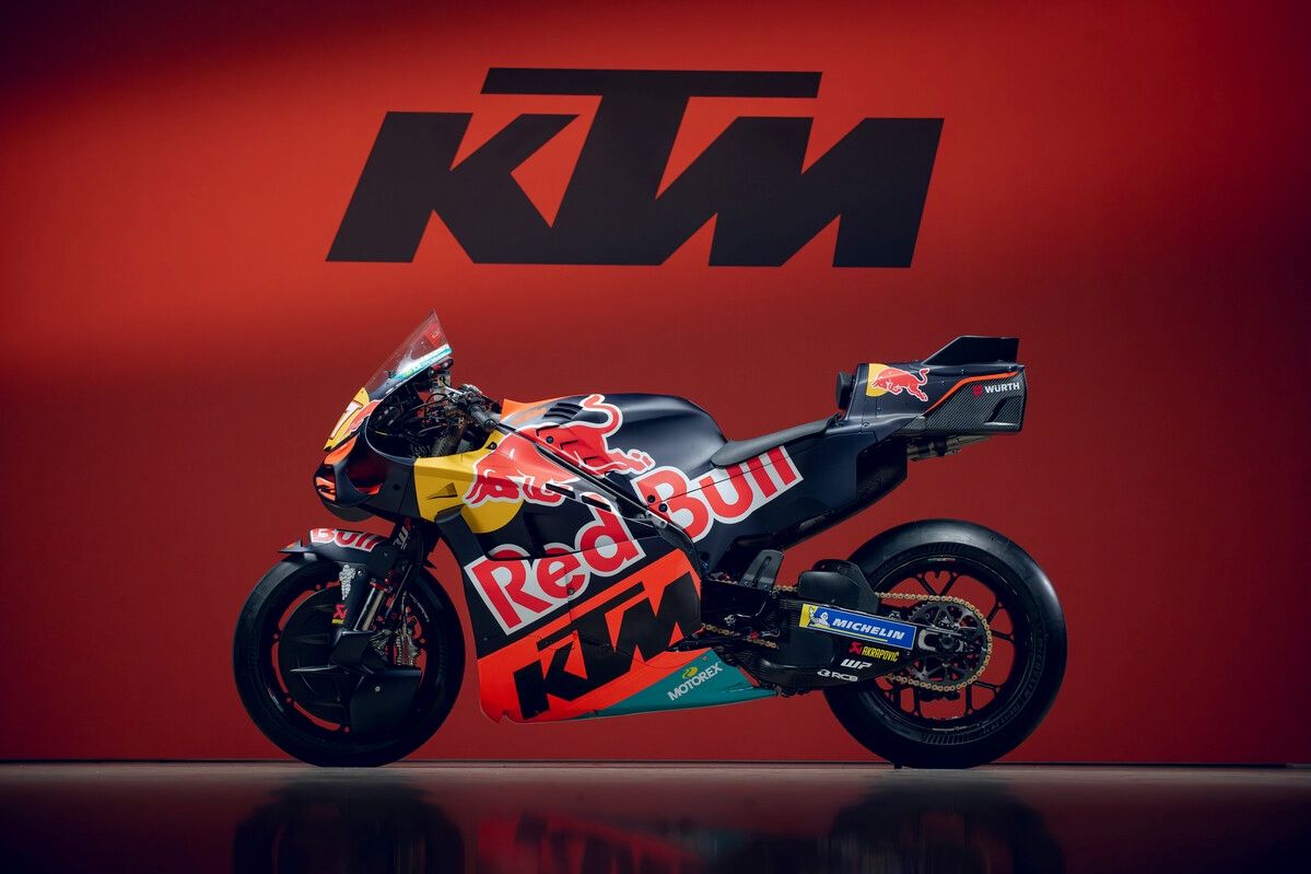 KTM RC16 Red Bull Factory Racing MotoGP 2026 Pedro Acosta Brad Binder 11