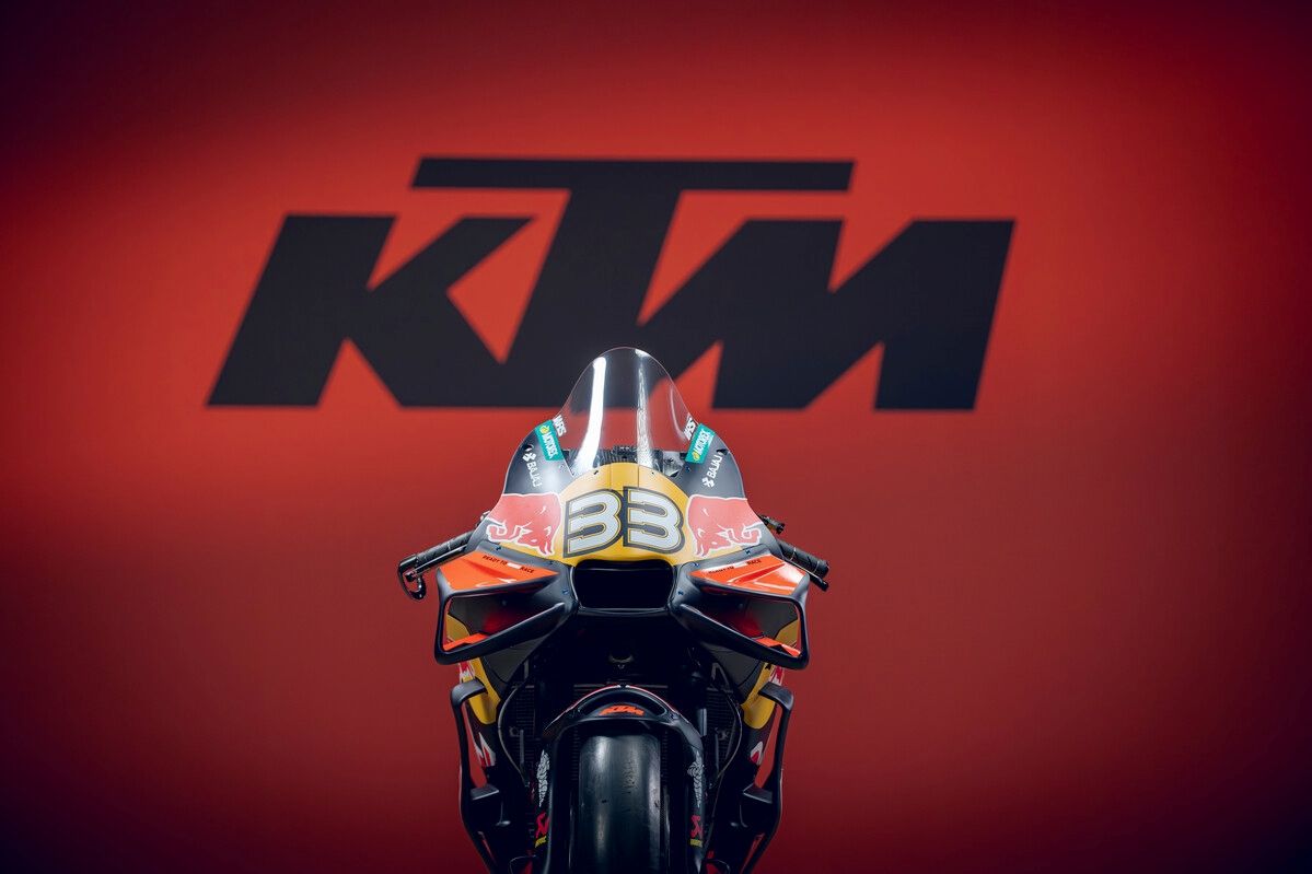 KTM RC16 Red Bull Factory Racing MotoGP 2026 Pedro Acosta Brad Binder 18