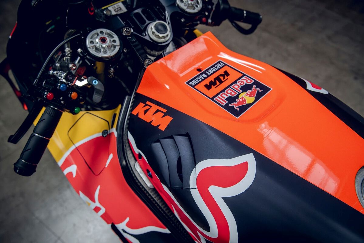 KTM RC16 Red Bull Factory Racing MotoGP 2026 Pedro Acosta Brad Binder 37