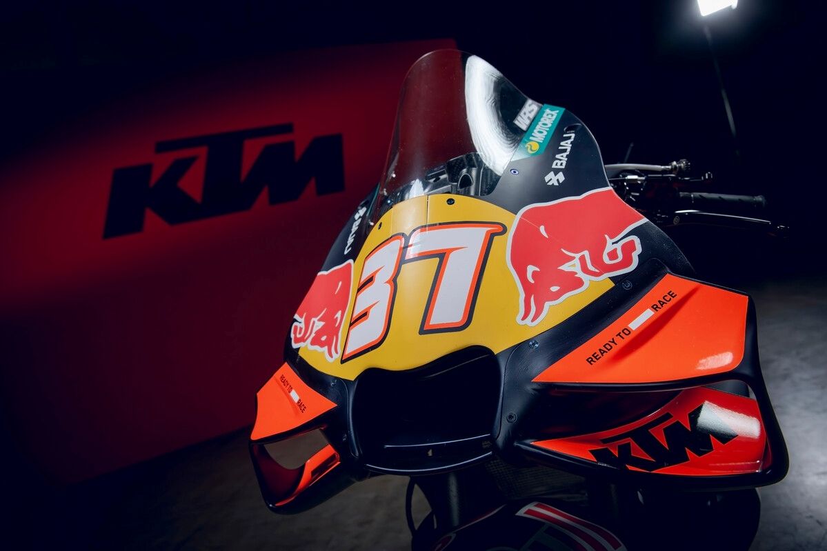 KTM RC16 Red Bull Factory Racing MotoGP 2026 Pedro Acosta Brad Binder 39